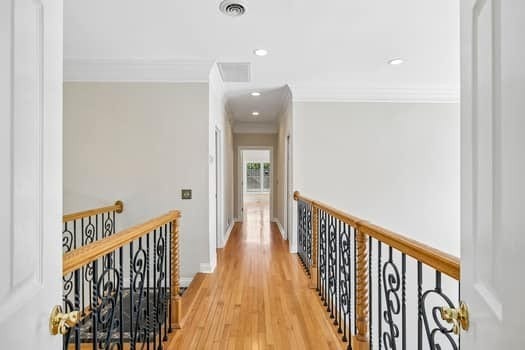 1503 Bradberry Dr, Murfreesboro, TN 37130 Beautiful Custom Railing