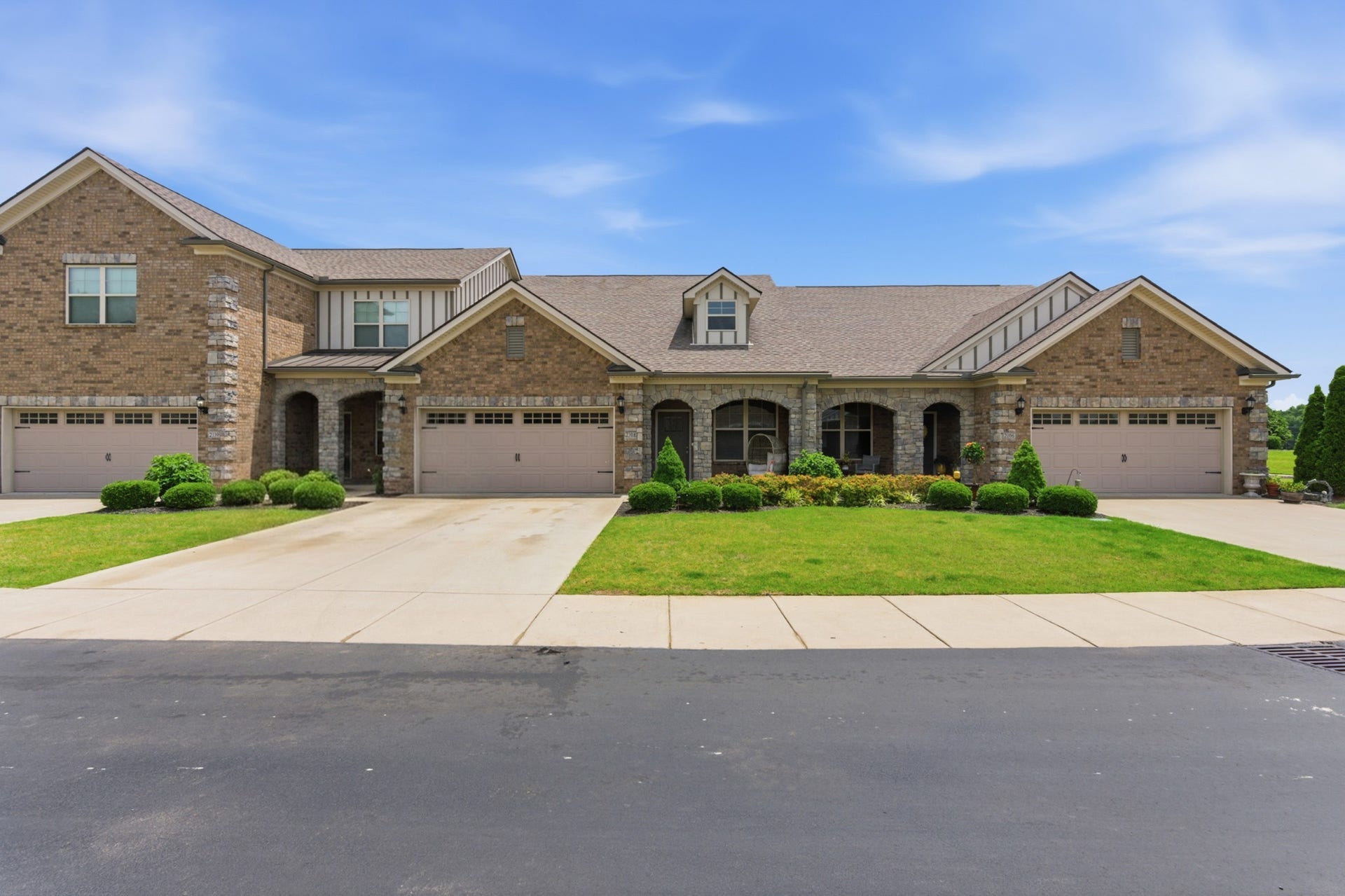 2108 Halfmoon Way, Murfreesboro, TN 37130 2108 Halfmoon Way, Murfreesboro, TN 37130
