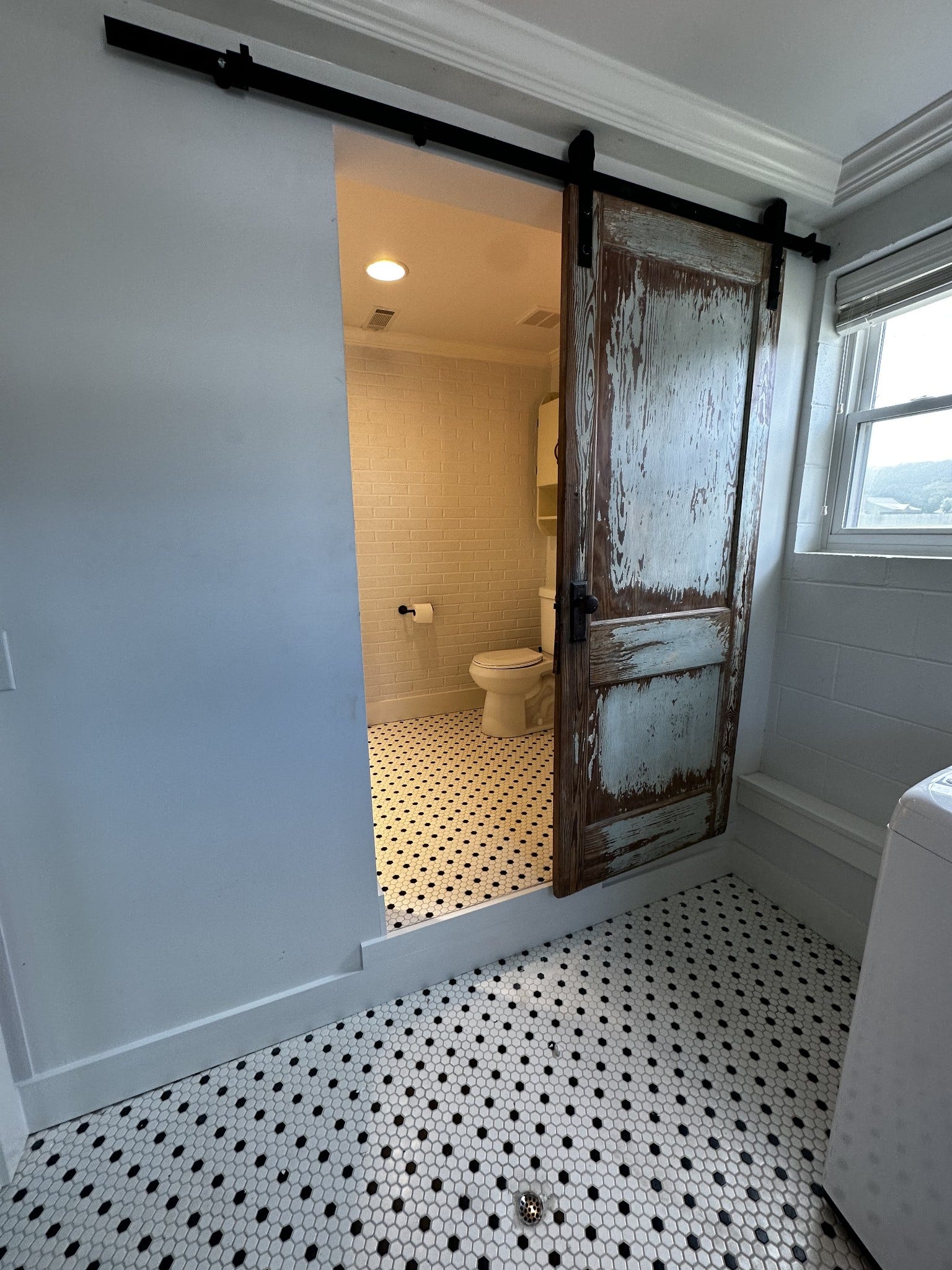 2930 Murfreesboro Hwy, Manchester, TN 37355 2nd full bath with sliding antique wood door