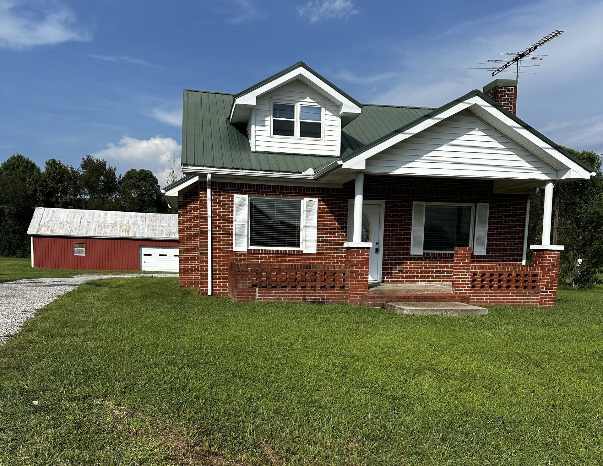 2930 Murfreesboro Hwy, Manchester, TN 37355 Front