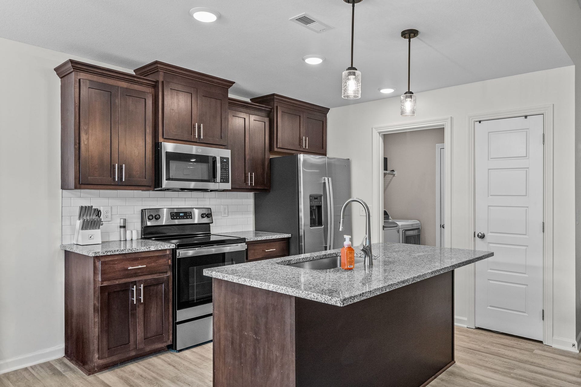 1416 Fredrick Dr, Clarksville, TN 37042 1416 Fredrick Dr, Clarksville, TN 37042
