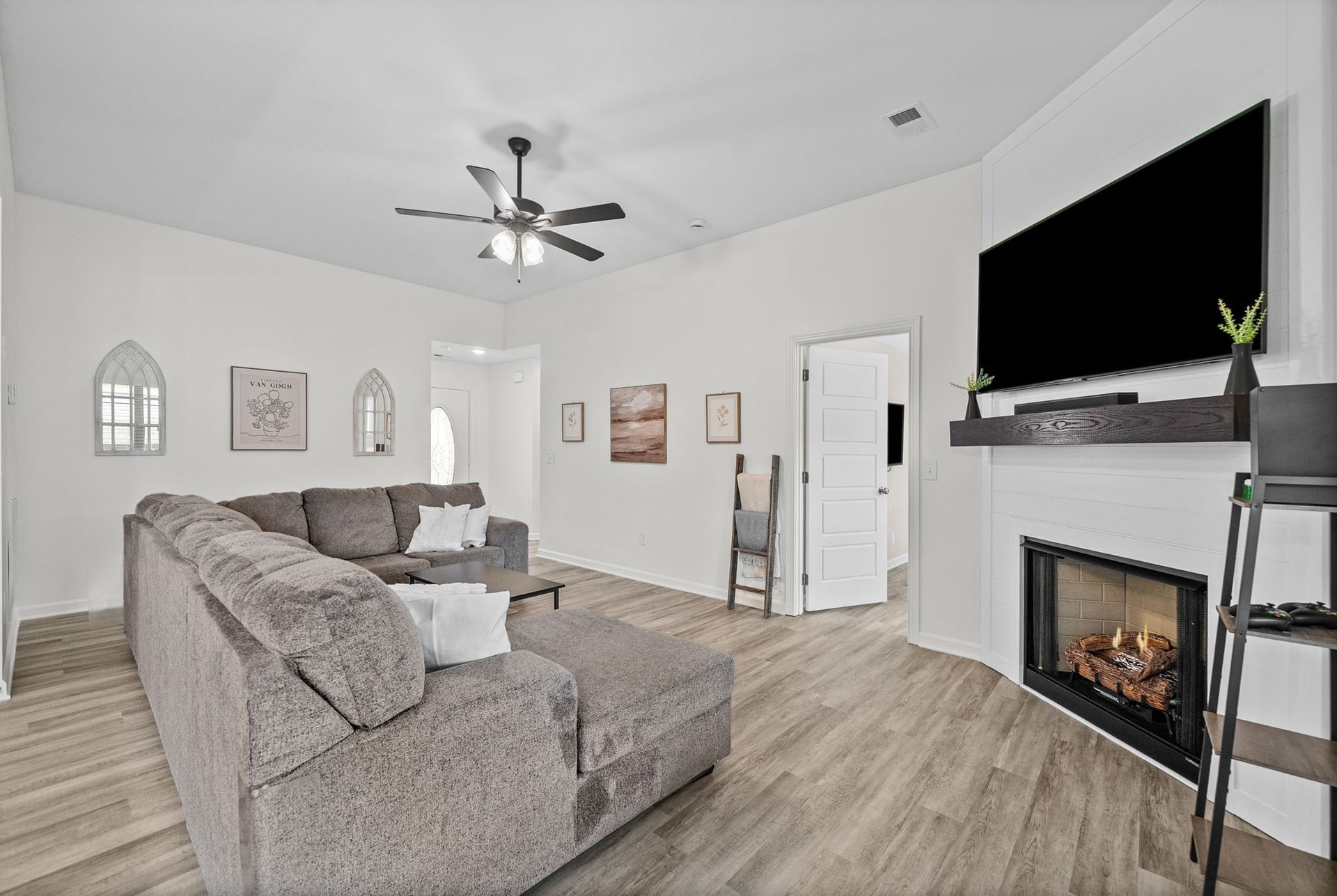1416 Fredrick Dr, Clarksville, TN 37042 1416 Fredrick Dr, Clarksville, TN 37042