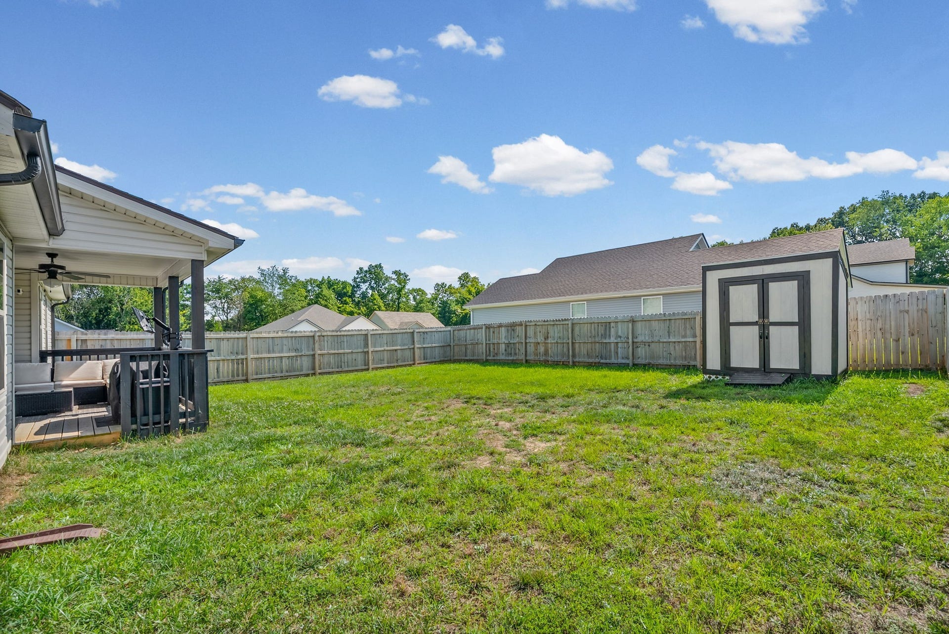 1416 Fredrick Dr, Clarksville, TN 37042 1416 Fredrick Dr, Clarksville, TN 37042
