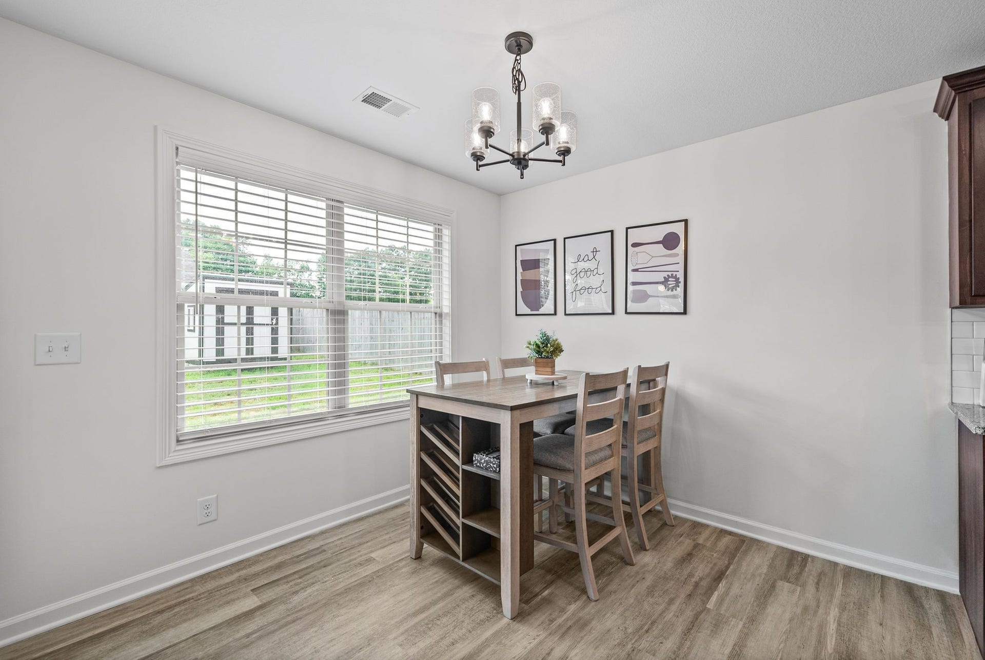 1416 Fredrick Dr, Clarksville, TN 37042 1416 Fredrick Dr, Clarksville, TN 37042