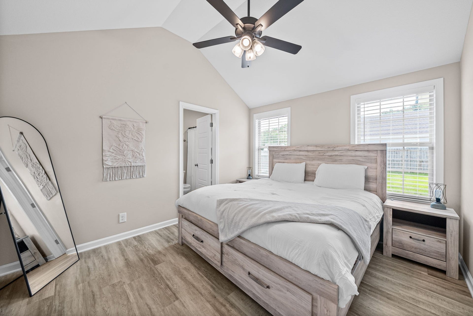 1416 Fredrick Dr, Clarksville, TN 37042 1416 Fredrick Dr, Clarksville, TN 37042