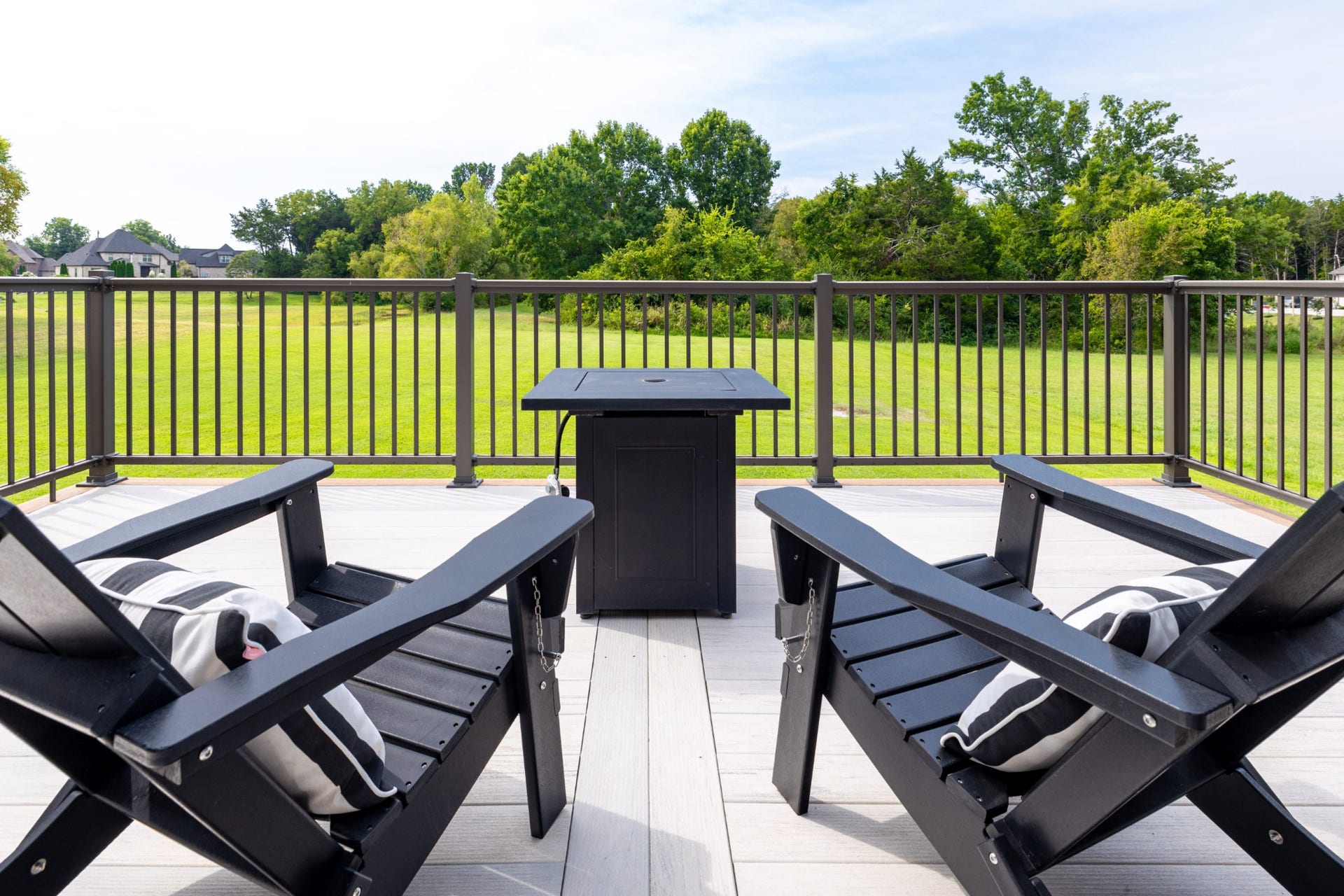 8229 Richpine Dr, Murfreesboro, TN 37128 8229 Richpine Dr, Murfreesboro, TN 37128