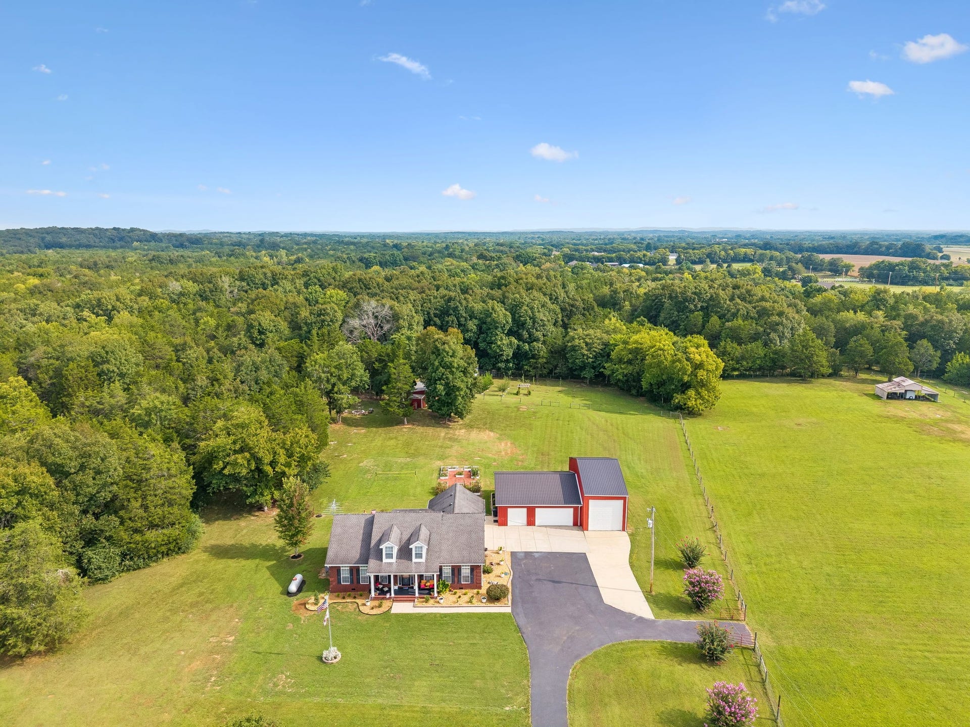 1420 S Berlin Rd, Lewisburg, TN 37091 1420 S Berlin Rd, Lewisburg, TN 37091