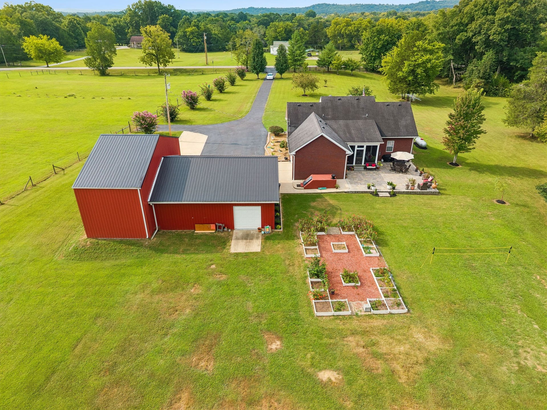 1420 S Berlin Rd, Lewisburg, TN 37091 1420 S Berlin Rd, Lewisburg, TN 37091