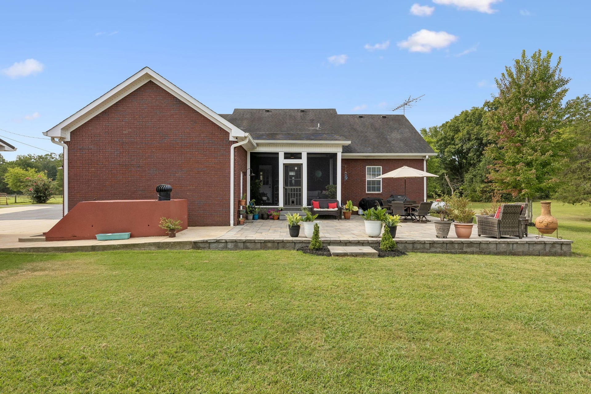 1420 S Berlin Rd, Lewisburg, TN 37091 1420 S Berlin Rd, Lewisburg, TN 37091
