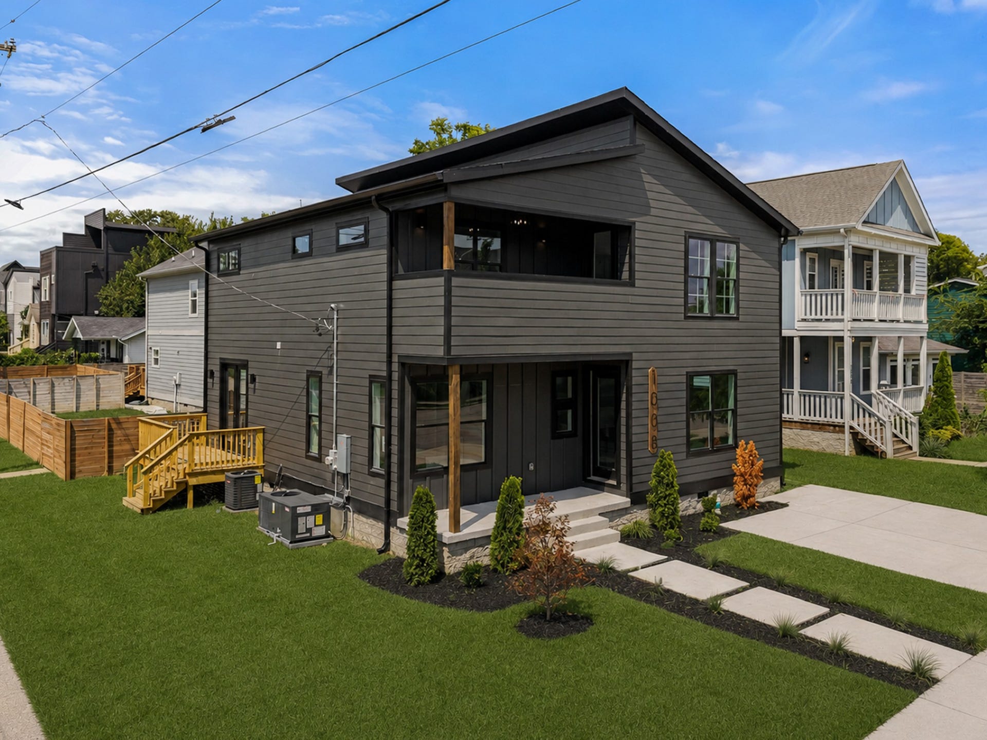 1008 Clay St, Nashville, TN 37208 1008 Clay St, Nashville, TN 37208