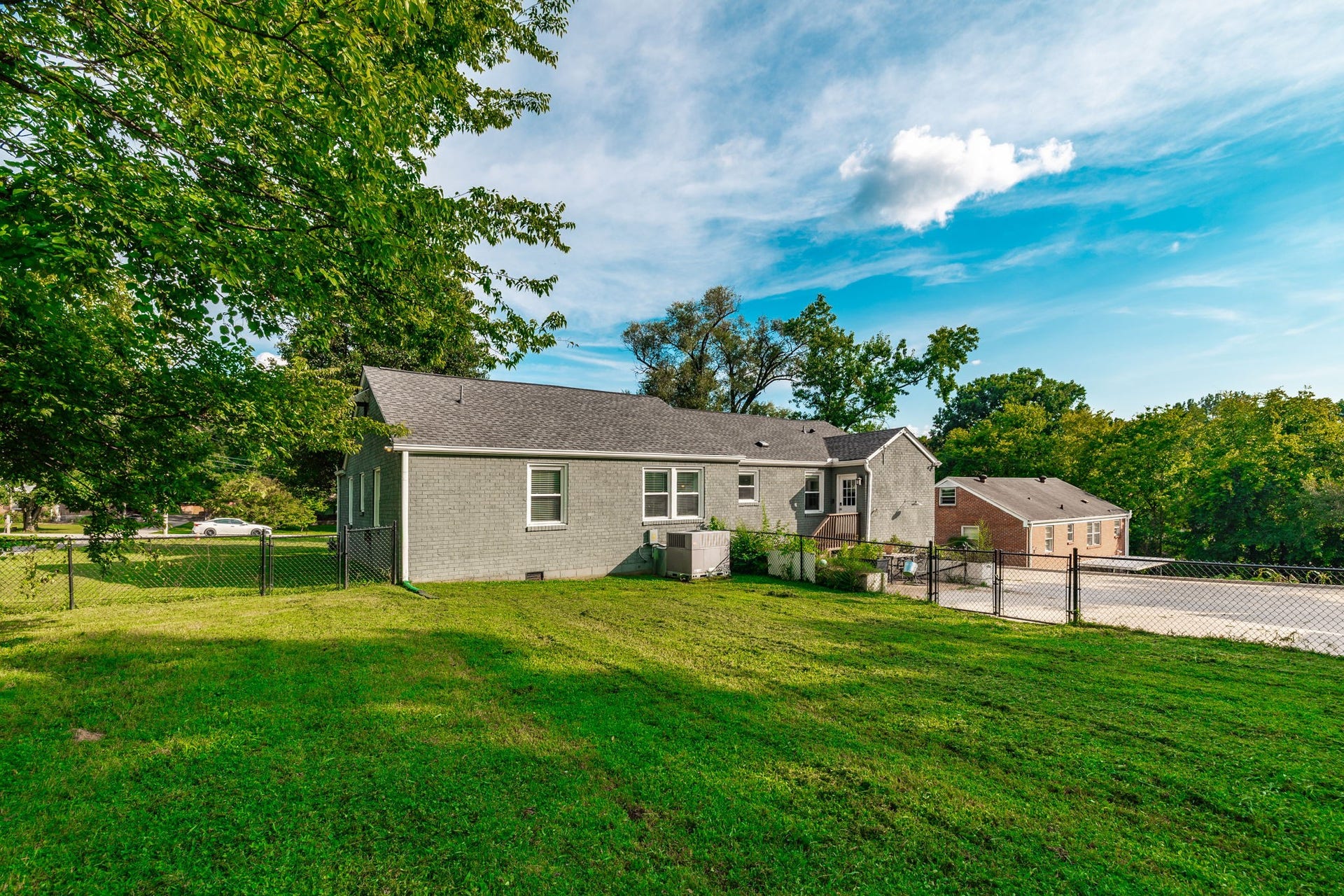 319 Bowwood Dr, Nashville, TN 37217 319 Bowwood Dr, Nashville, TN 37217
