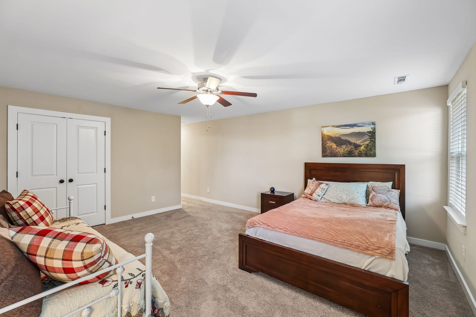 2604 Parkwood Dr, Murfreesboro, TN 37128