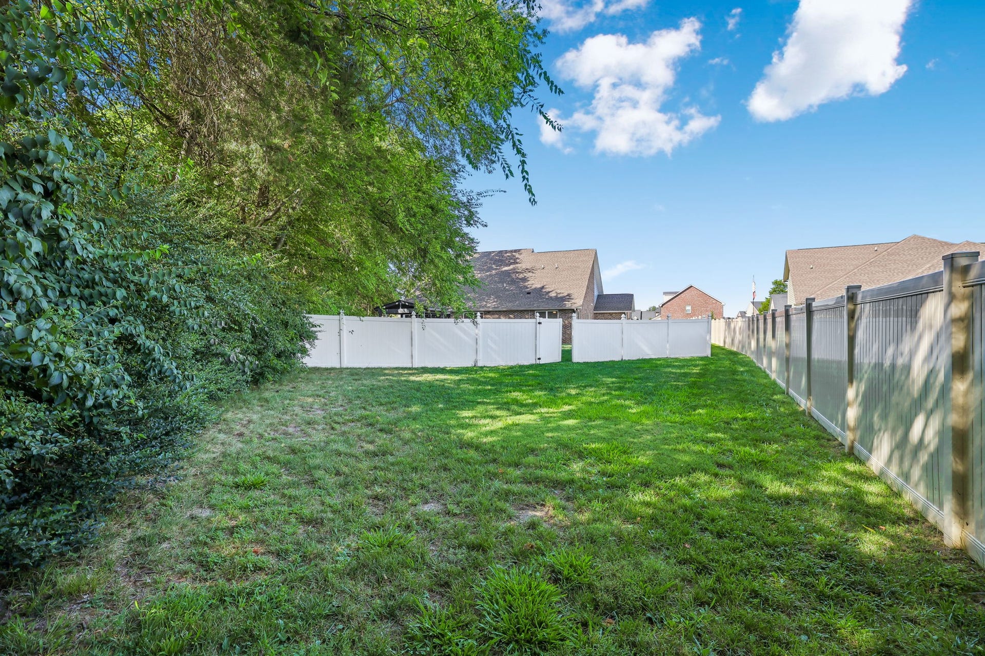 2604 Parkwood Dr, Murfreesboro, TN 37128