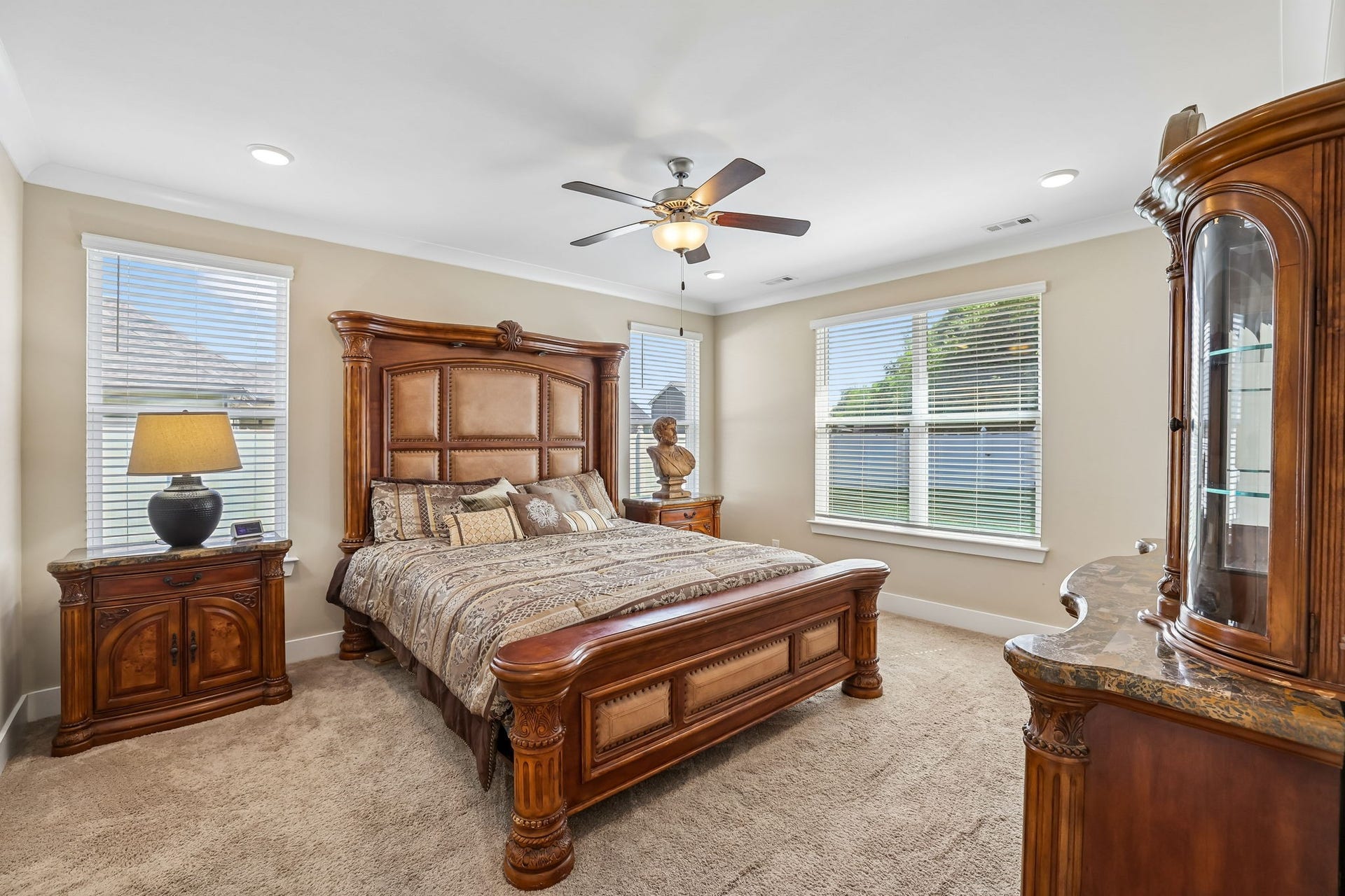 2604 Parkwood Dr, Murfreesboro, TN 37128