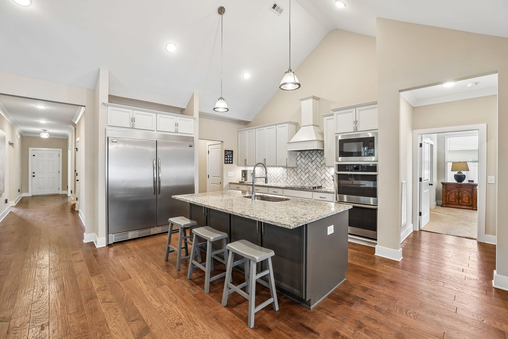 2604 Parkwood Dr, Murfreesboro, TN 37128