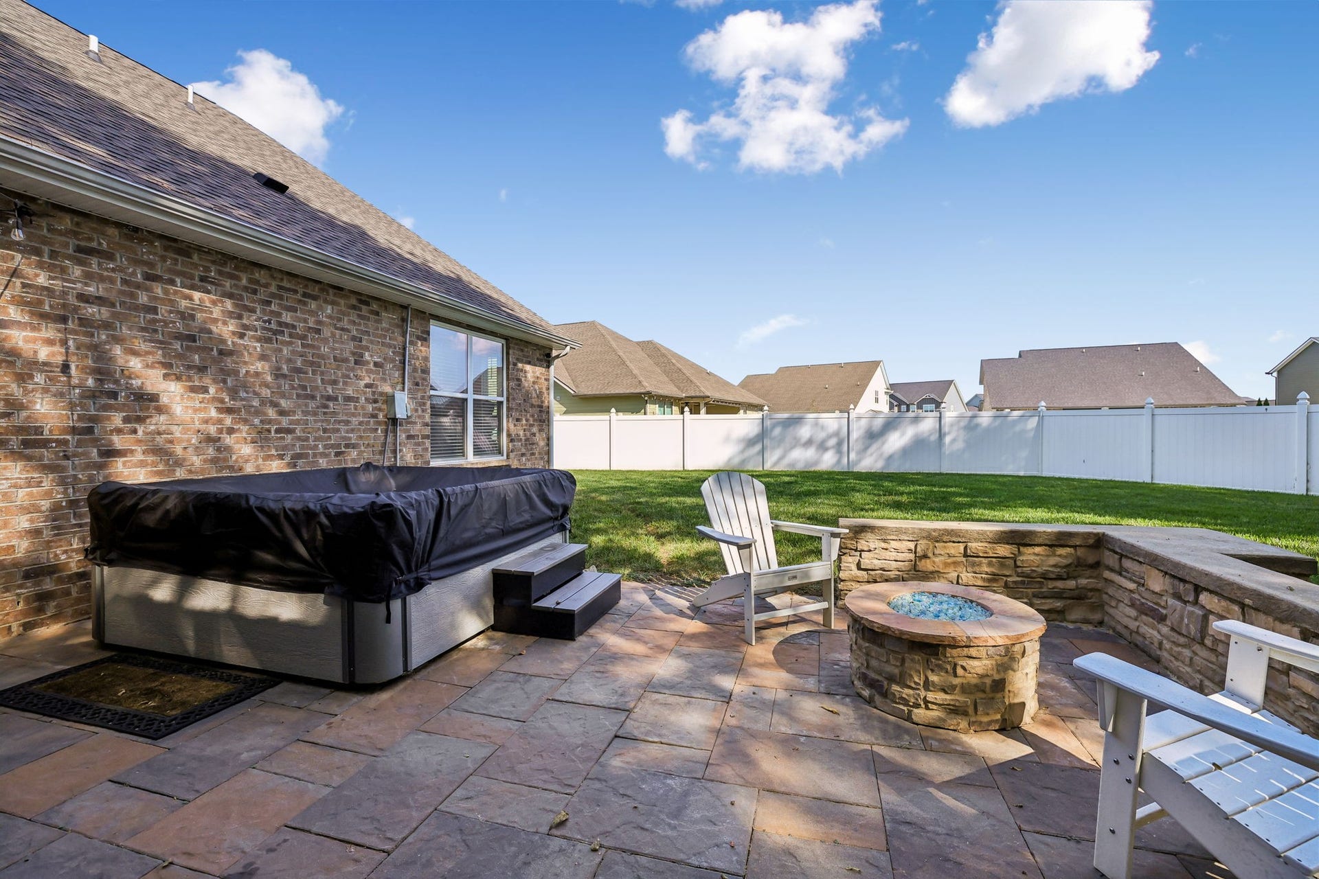 2604 Parkwood Dr, Murfreesboro, TN 37128