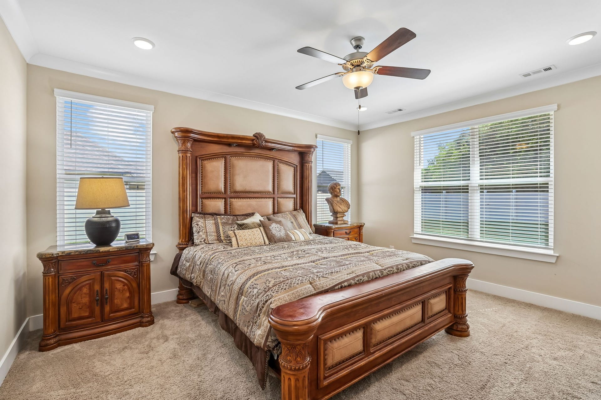 2604 Parkwood Dr, Murfreesboro, TN 37128