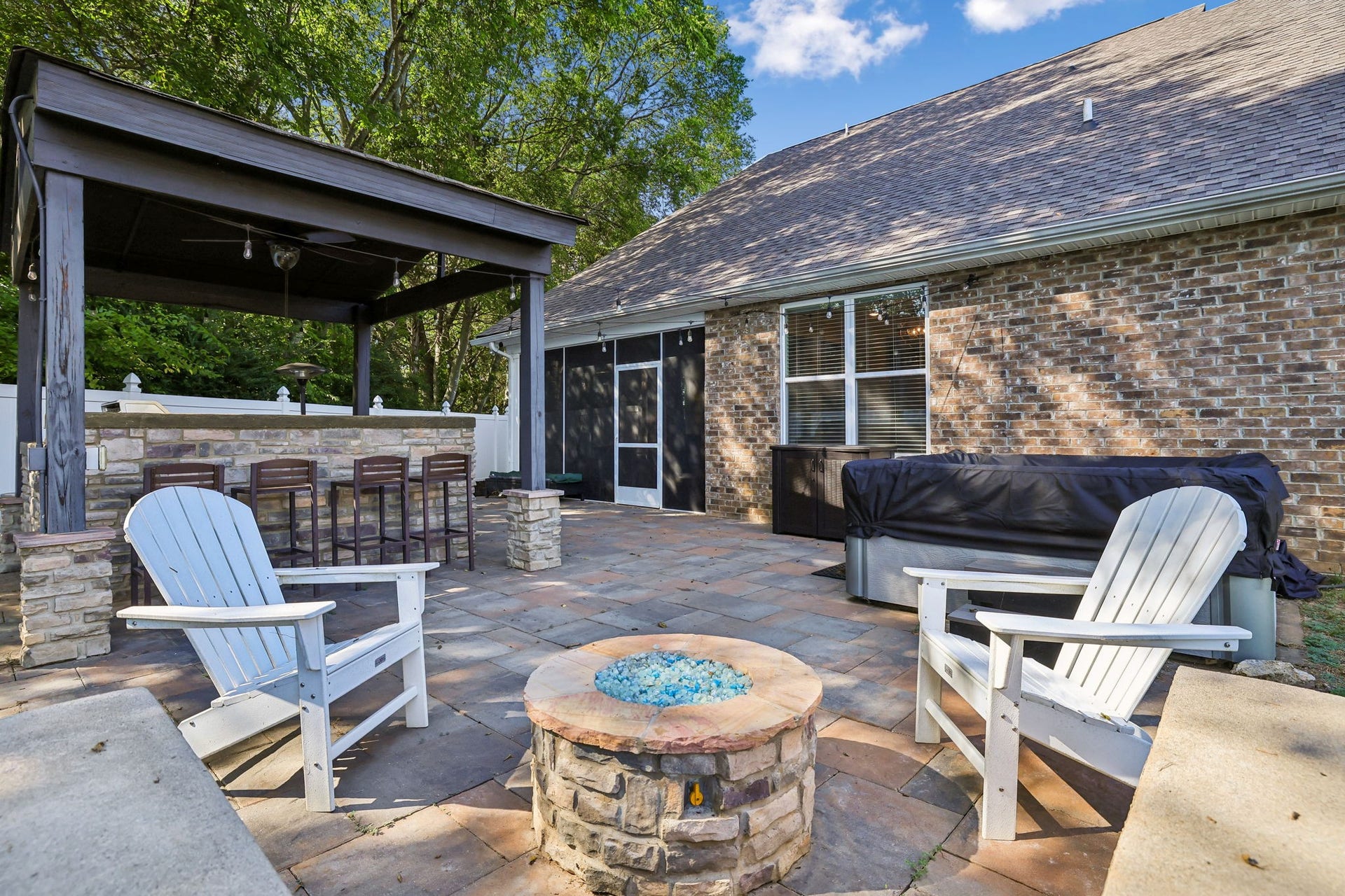 2604 Parkwood Dr, Murfreesboro, TN 37128