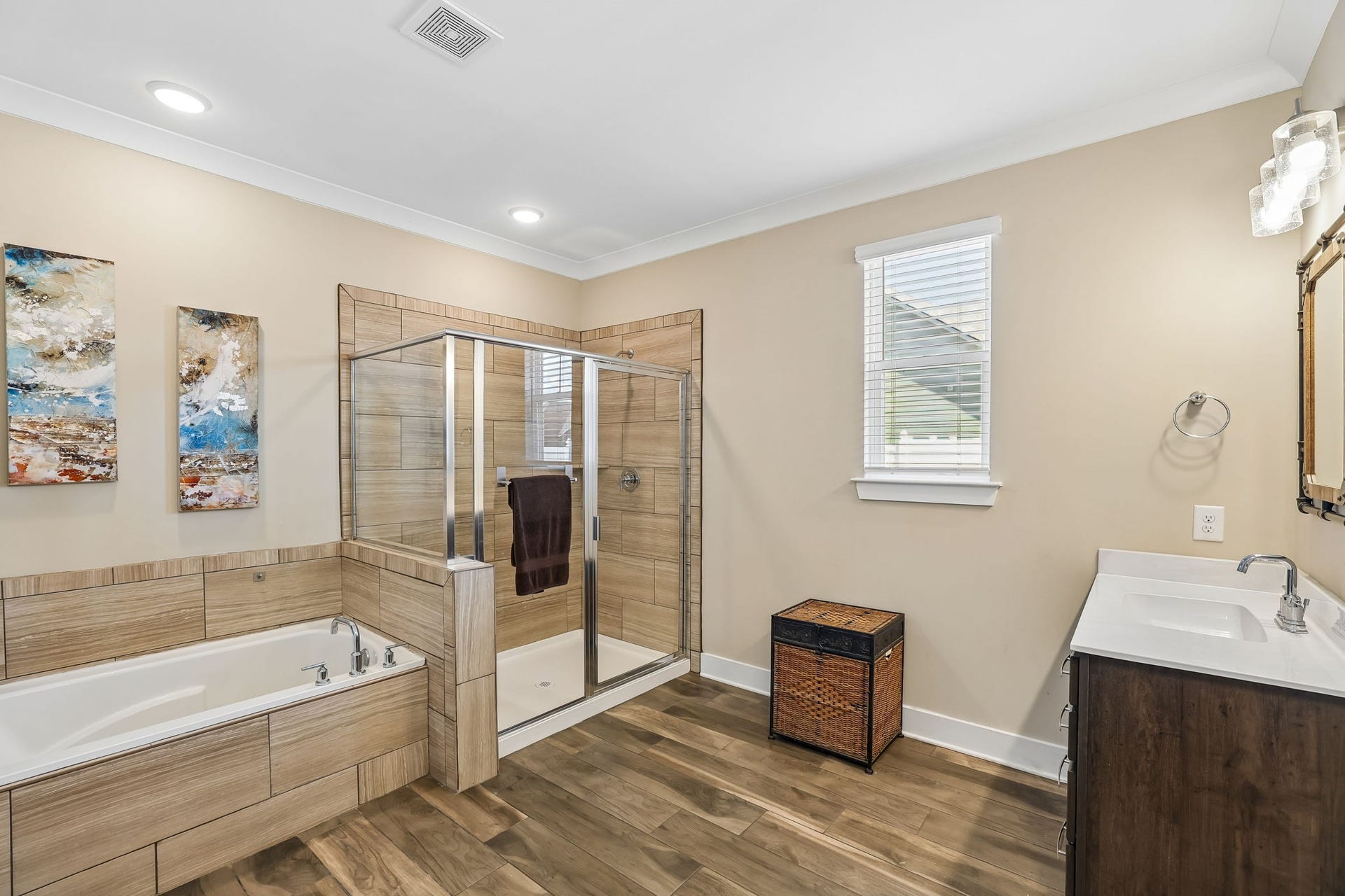 2604 Parkwood Dr, Murfreesboro, TN 37128