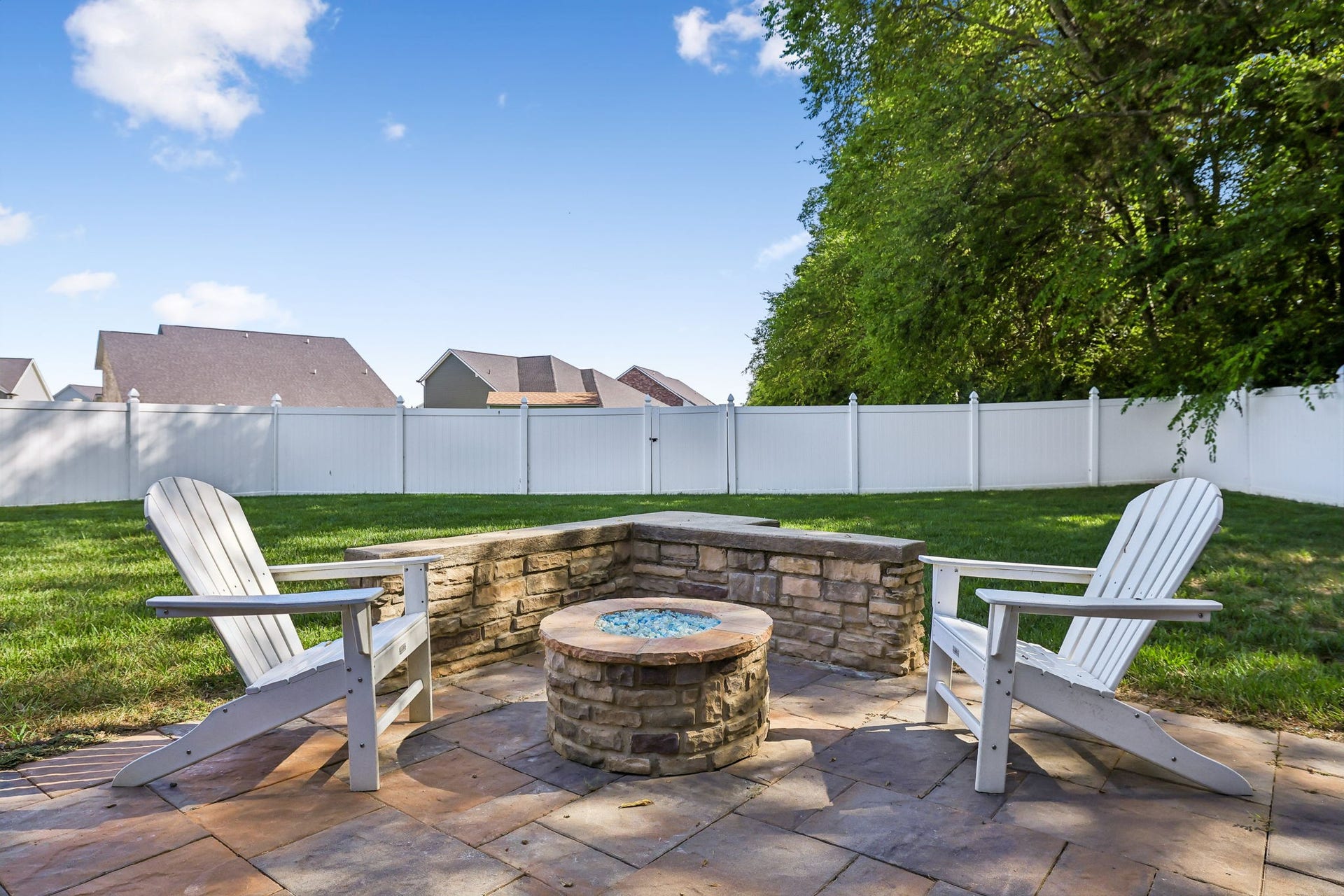 2604 Parkwood Dr, Murfreesboro, TN 37128