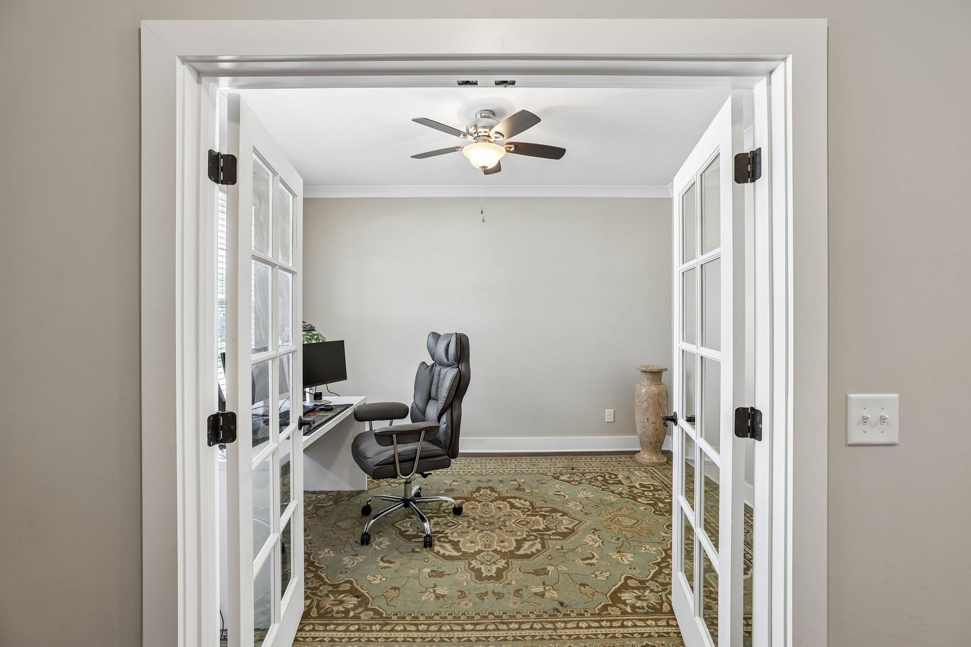 2604 Parkwood Dr, Murfreesboro, TN 37128
