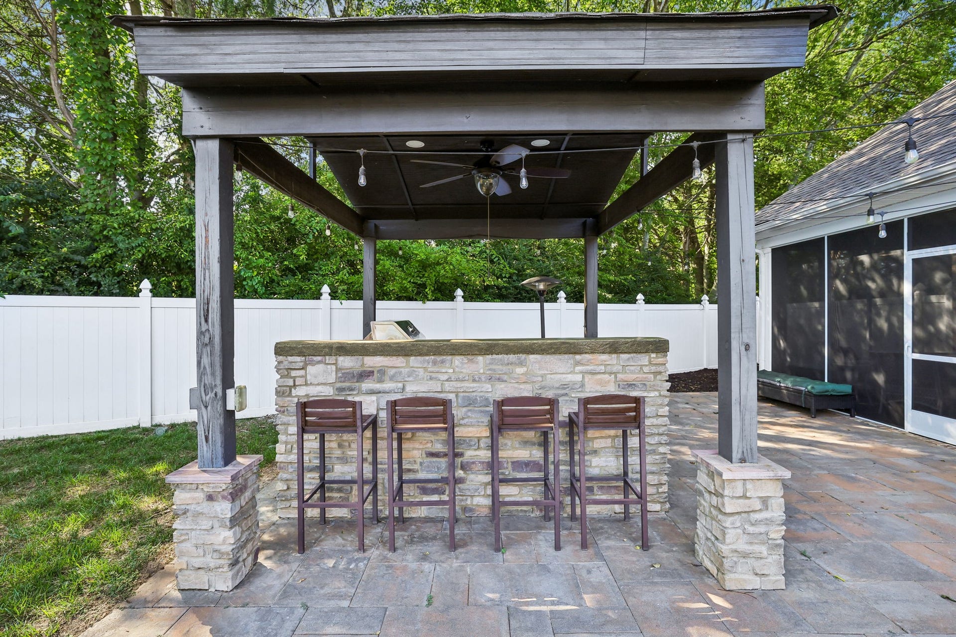 2604 Parkwood Dr, Murfreesboro, TN 37128