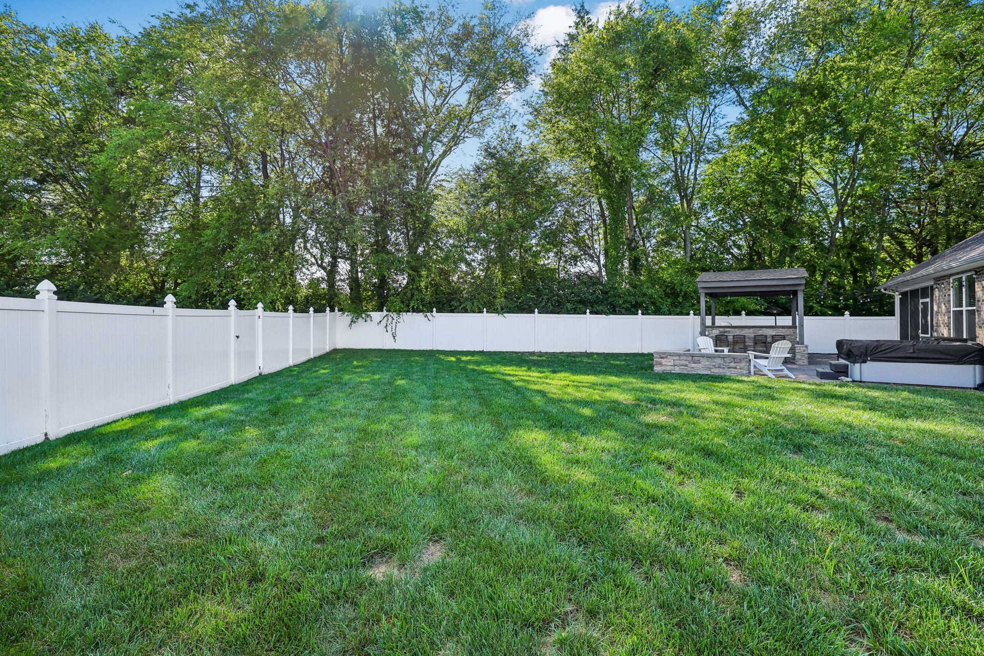 2604 Parkwood Dr, Murfreesboro, TN 37128