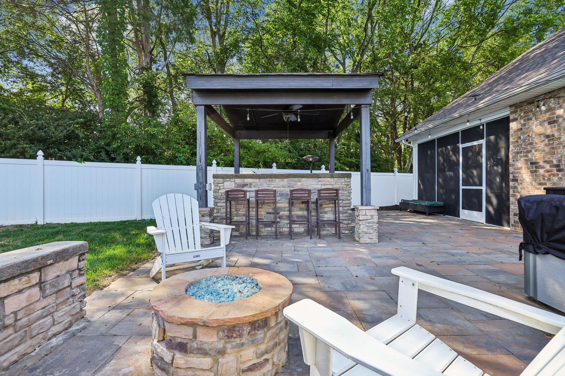 2604 Parkwood Dr, Murfreesboro, TN 37128