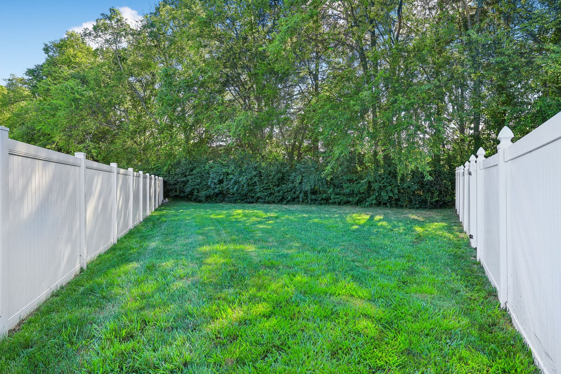 2604 Parkwood Dr, Murfreesboro, TN 37128