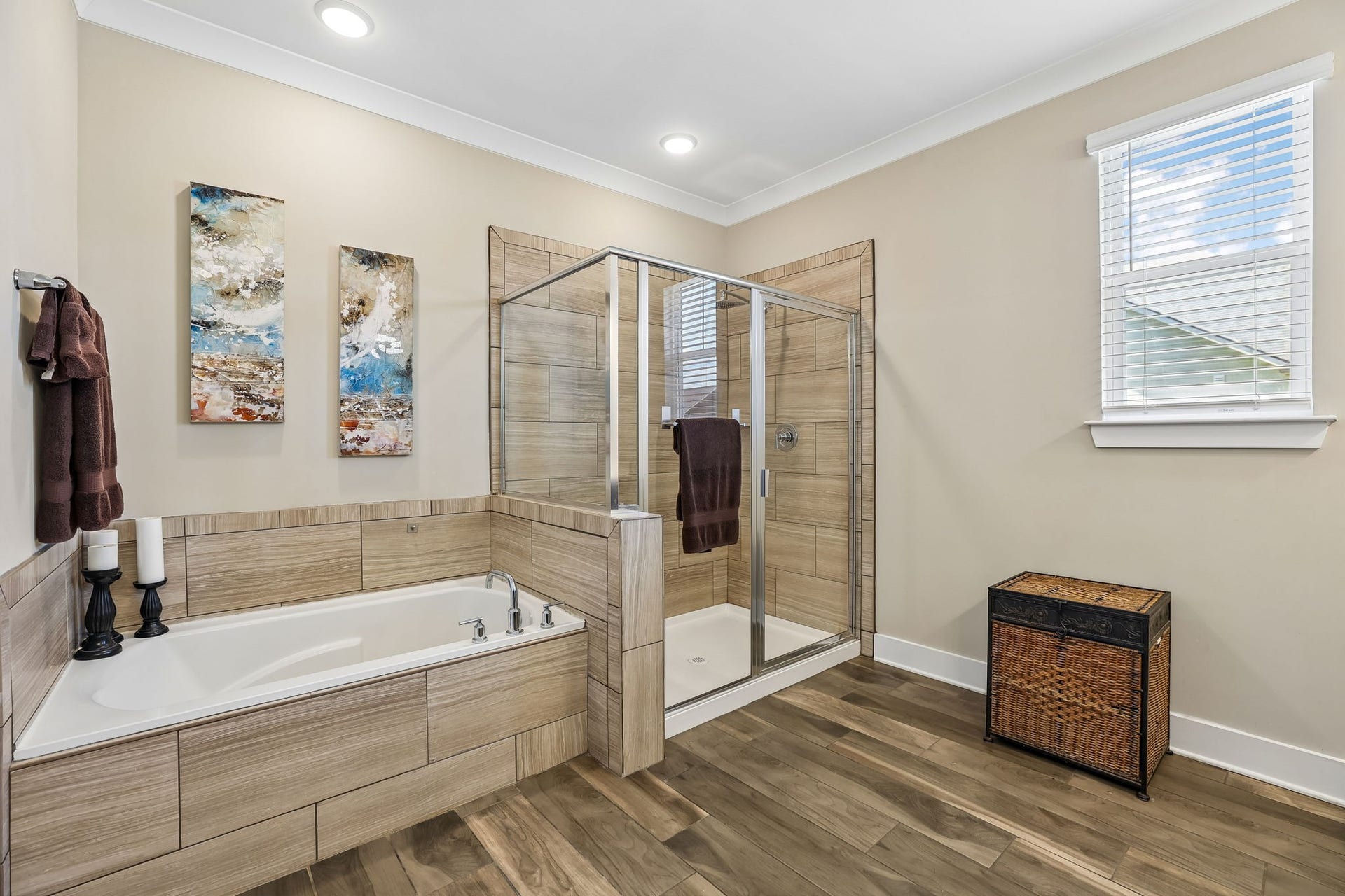 2604 Parkwood Dr, Murfreesboro, TN 37128