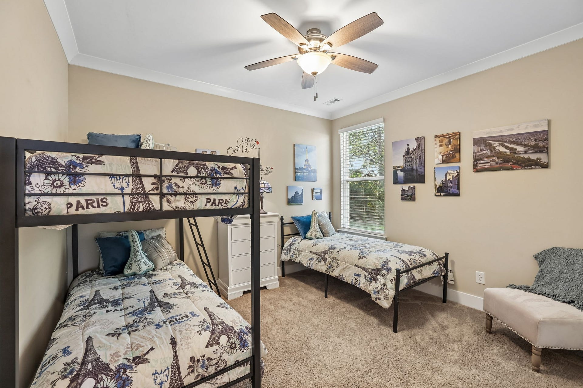 2604 Parkwood Dr, Murfreesboro, TN 37128