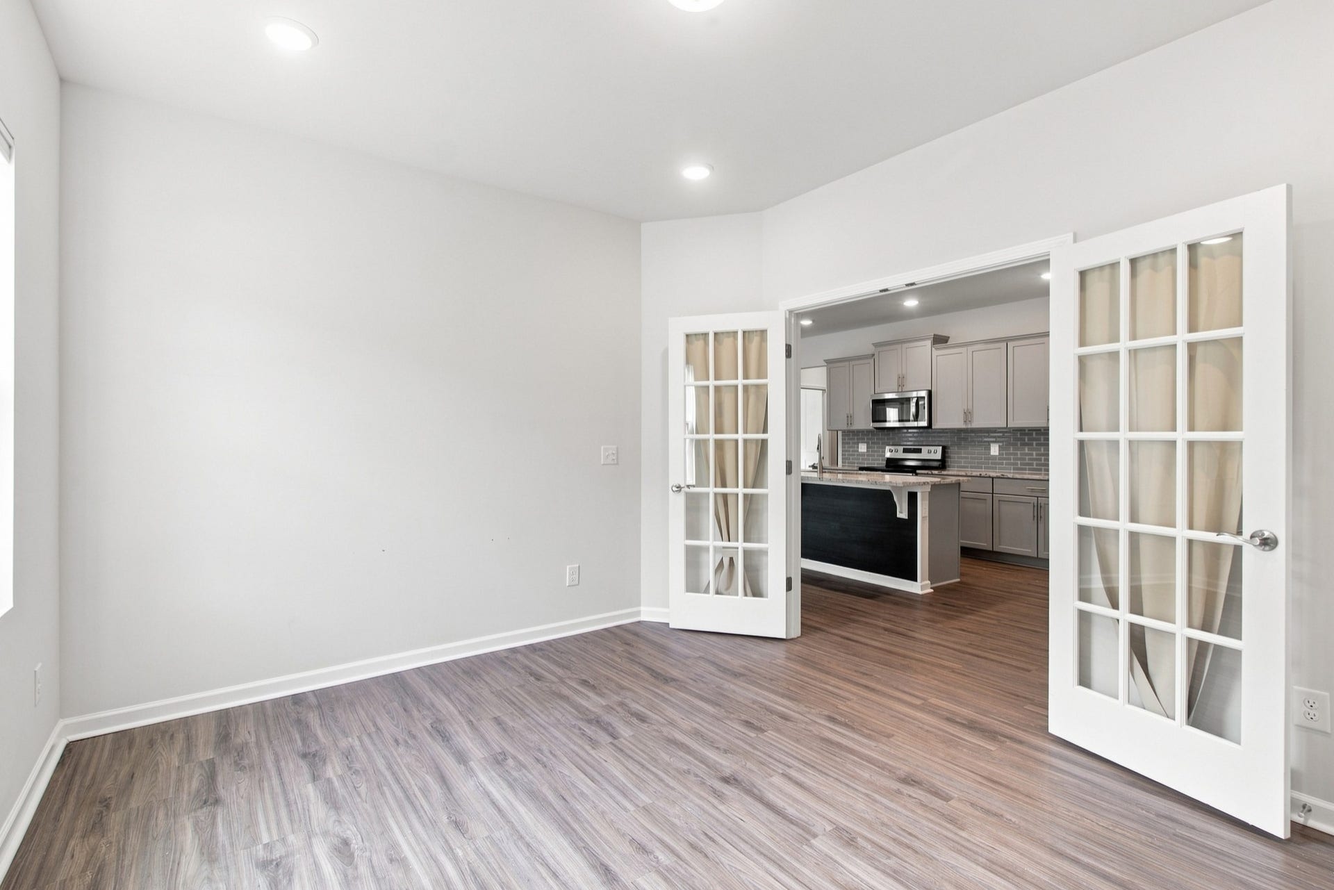 2924 Eckersley Dr, Murfreesboro, TN 37128 2924 Eckersley Dr, Murfreesboro, TN 37128