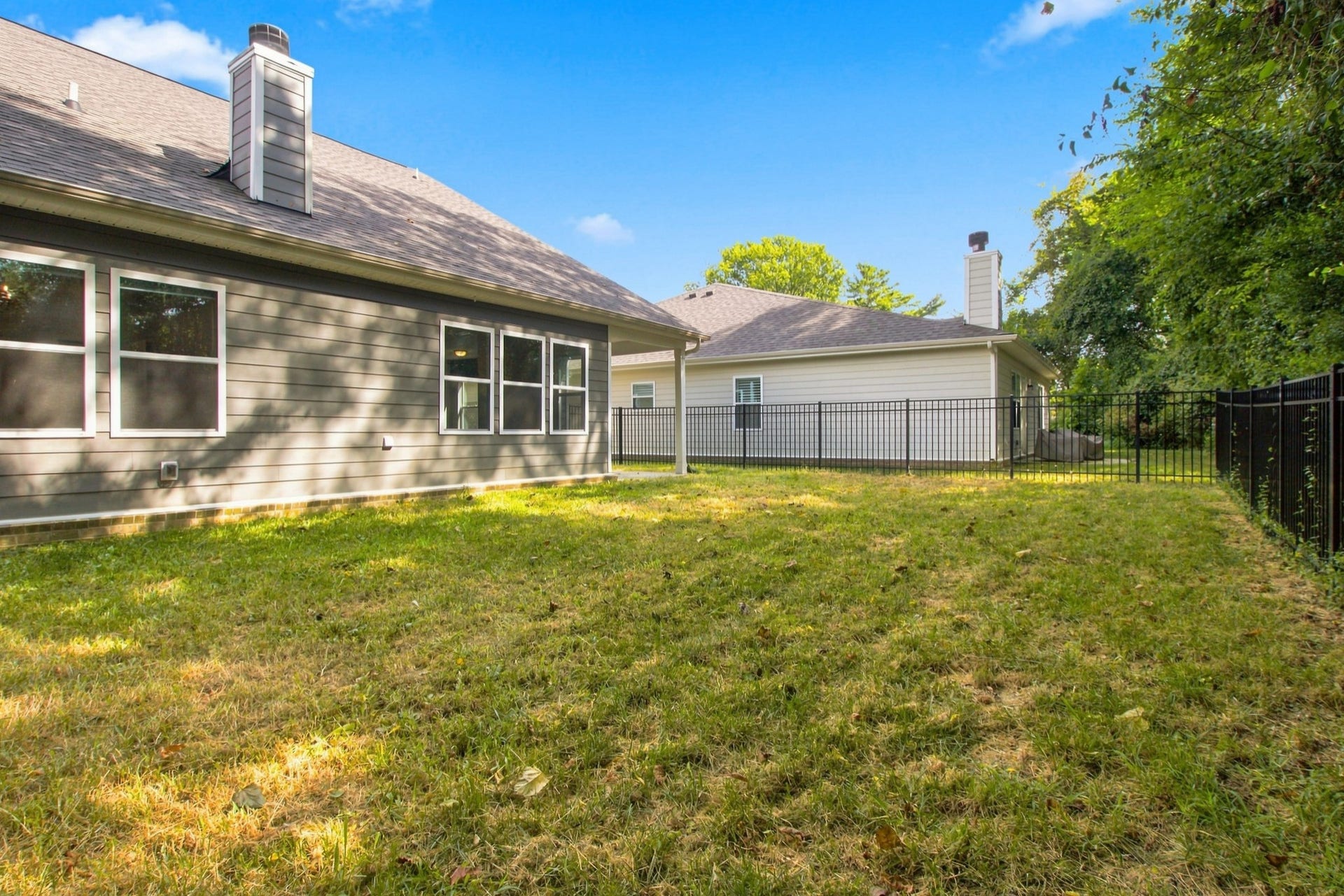 2924 Eckersley Dr, Murfreesboro, TN 37128 2924 Eckersley Dr, Murfreesboro, TN 37128