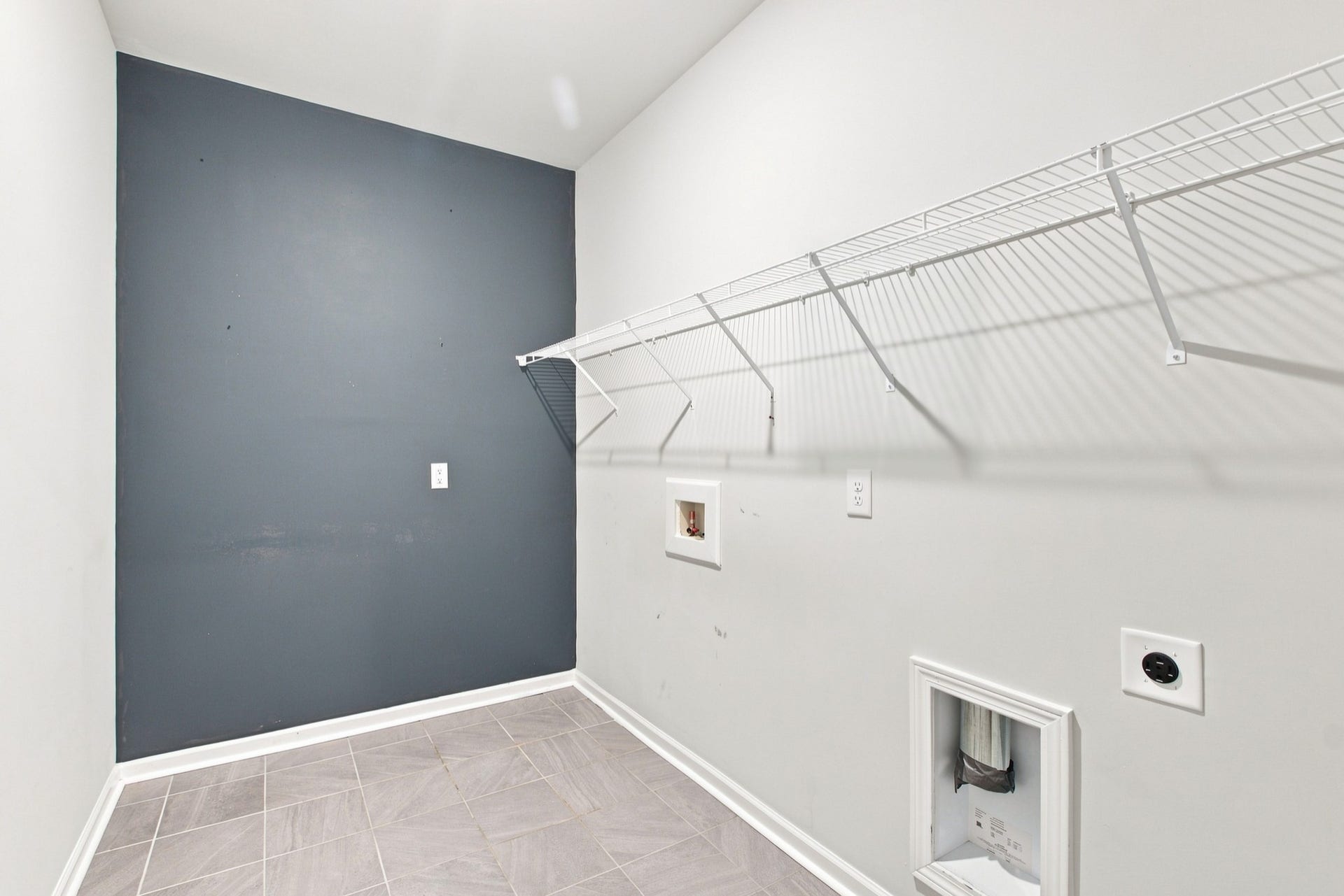 2924 Eckersley Dr, Murfreesboro, TN 37128 2924 Eckersley Dr, Murfreesboro, TN 37128