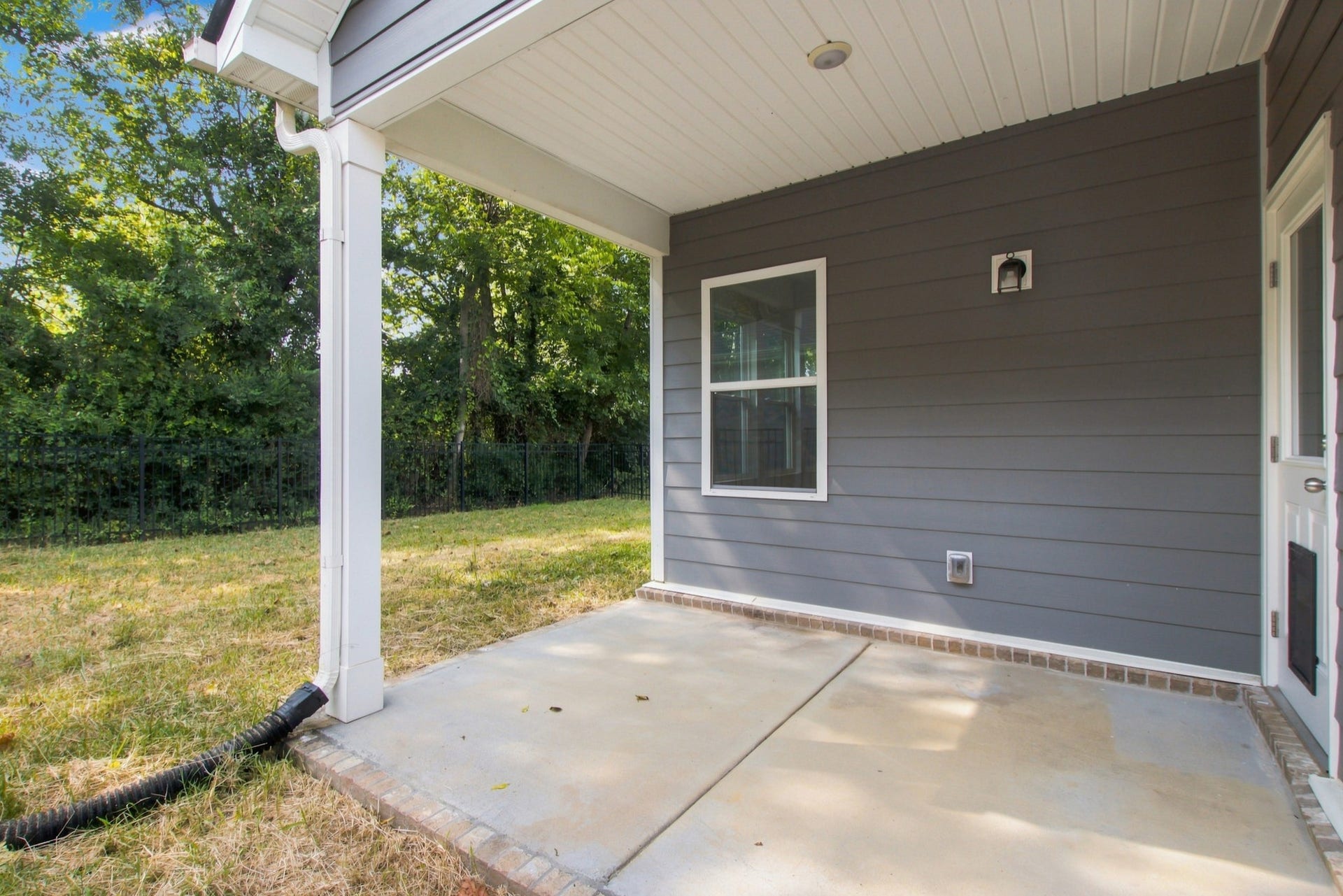 2924 Eckersley Dr, Murfreesboro, TN 37128 2924 Eckersley Dr, Murfreesboro, TN 37128