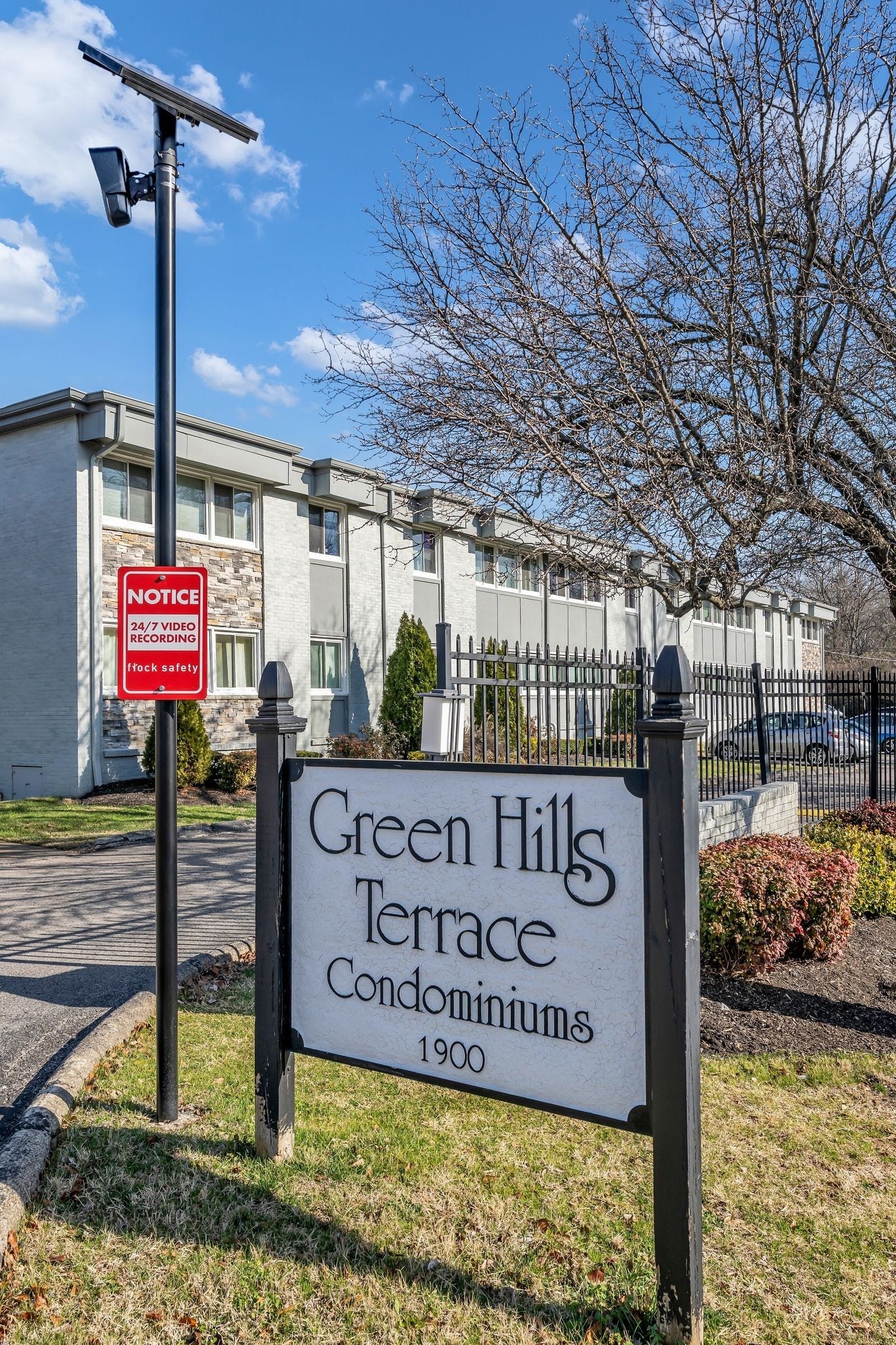 1900 Richard Jones Rd, #N3, Nashville, TN 37215 Walkable to all things Green Hills