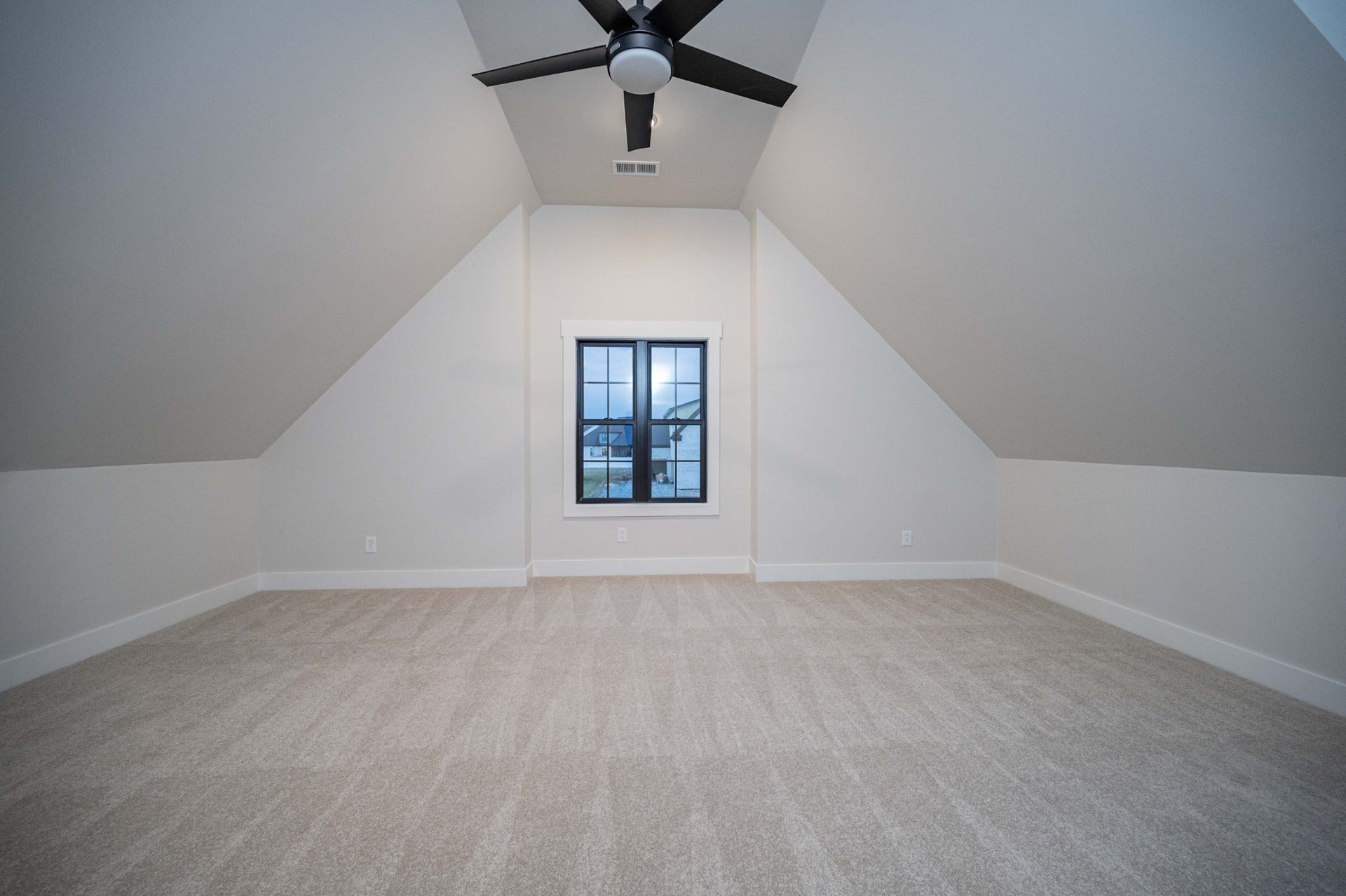 2829 Canfield Dr, Murfreesboro, TN 37128 2829 Canfield Dr, Murfreesboro, TN 37128