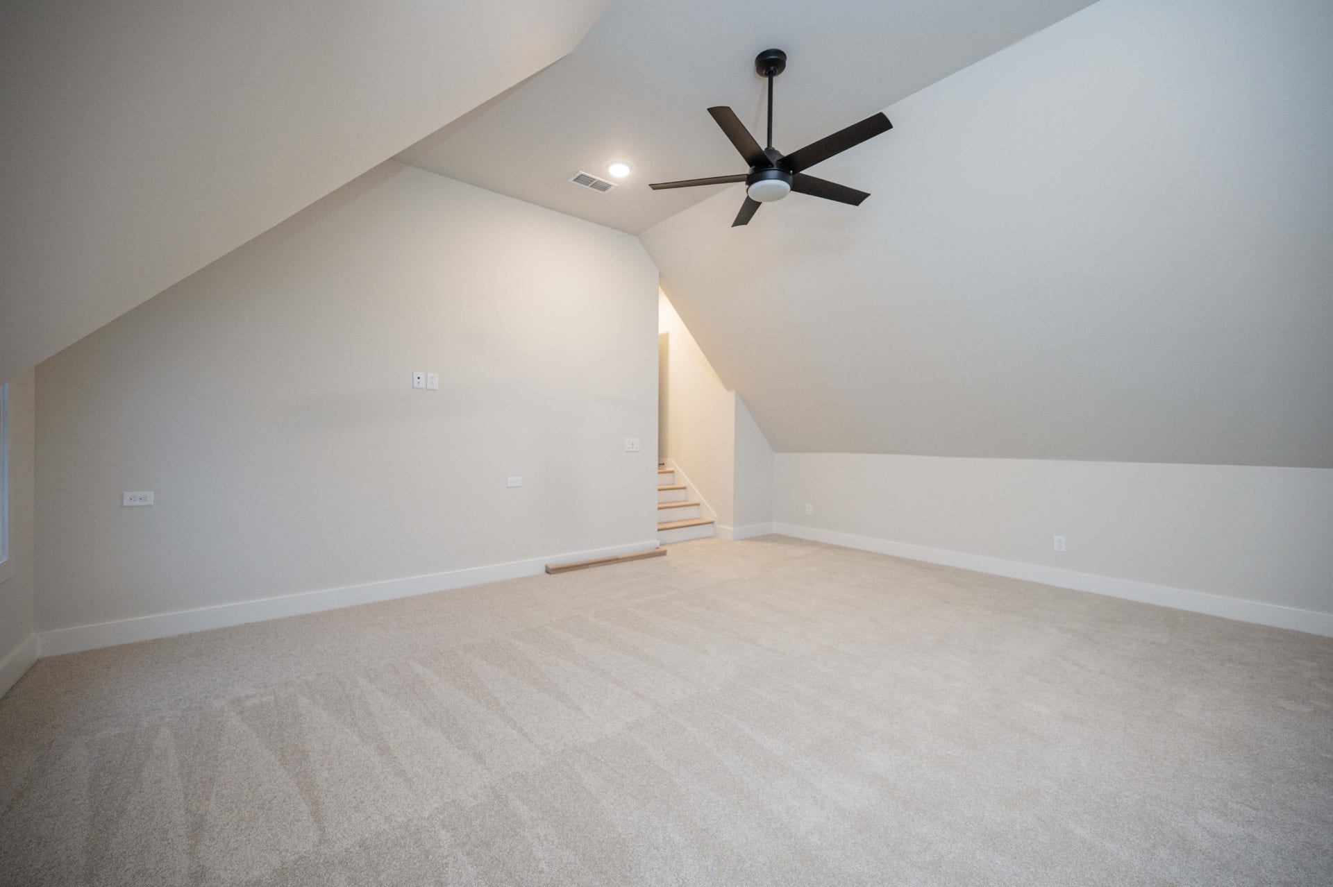 2829 Canfield Dr, Murfreesboro, TN 37128 2829 Canfield Dr, Murfreesboro, TN 37128