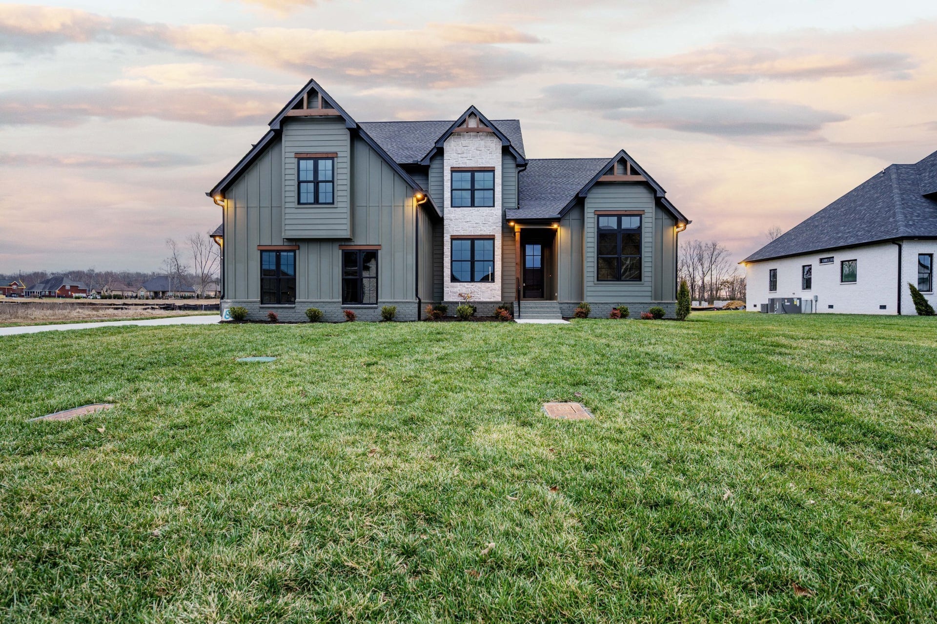 2829 Canfield Dr, Murfreesboro, TN 37128 2829 Canfield Dr, Murfreesboro, TN 37128