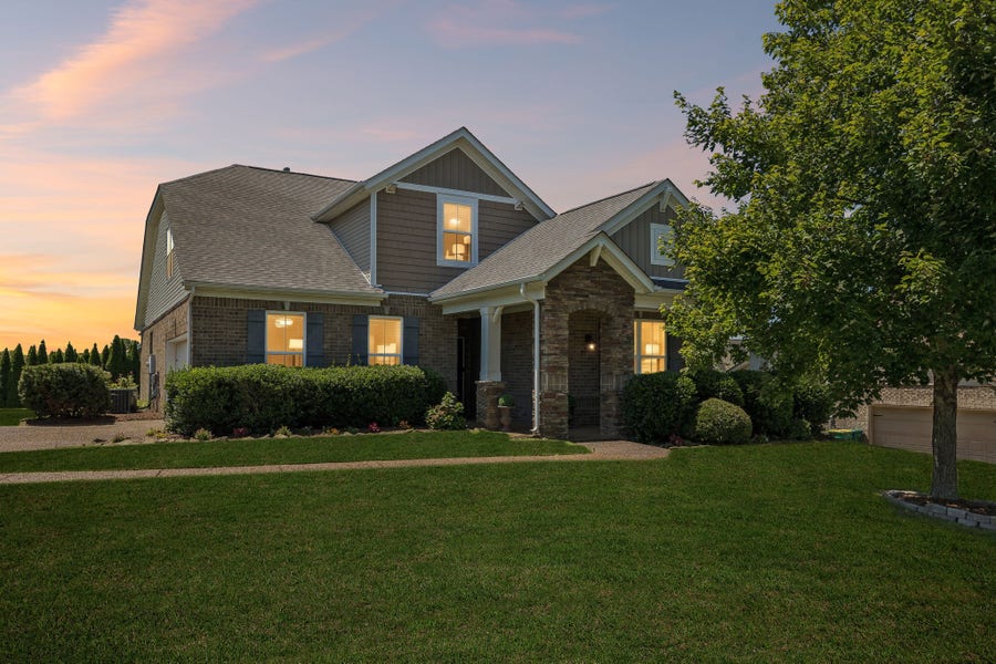 Property photo for 2293 Dewey Dr, Spring Hill, TN