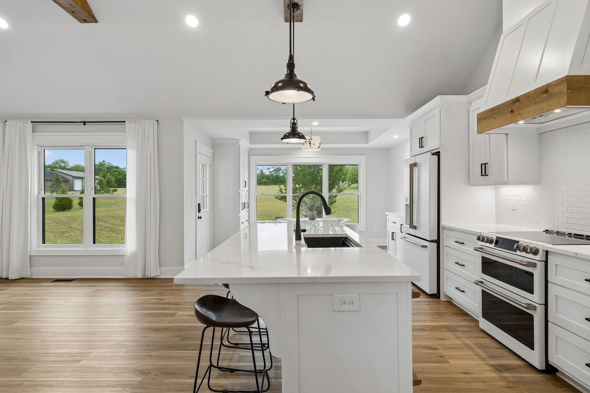 1930 Rock Springs Rd, Columbia, TN 38401 1930 Rock Springs Rd, Columbia, TN 38401