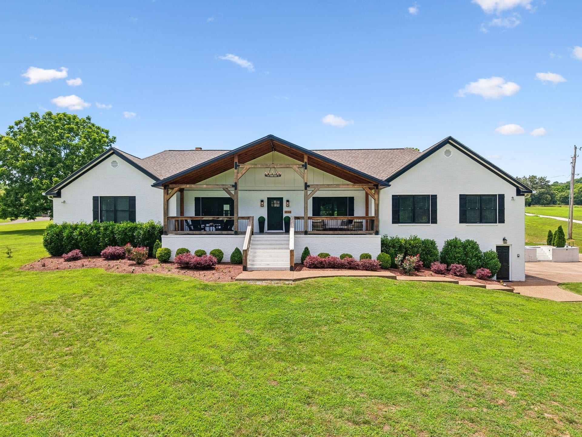 1930 Rock Springs Rd, Columbia, TN 38401 1930 Rock Springs Rd, Columbia, TN 38401