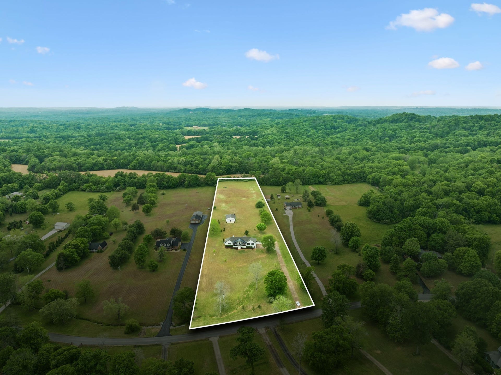 1930 Rock Springs Rd, Columbia, TN 38401 1930 Rock Springs Rd, Columbia, TN 38401