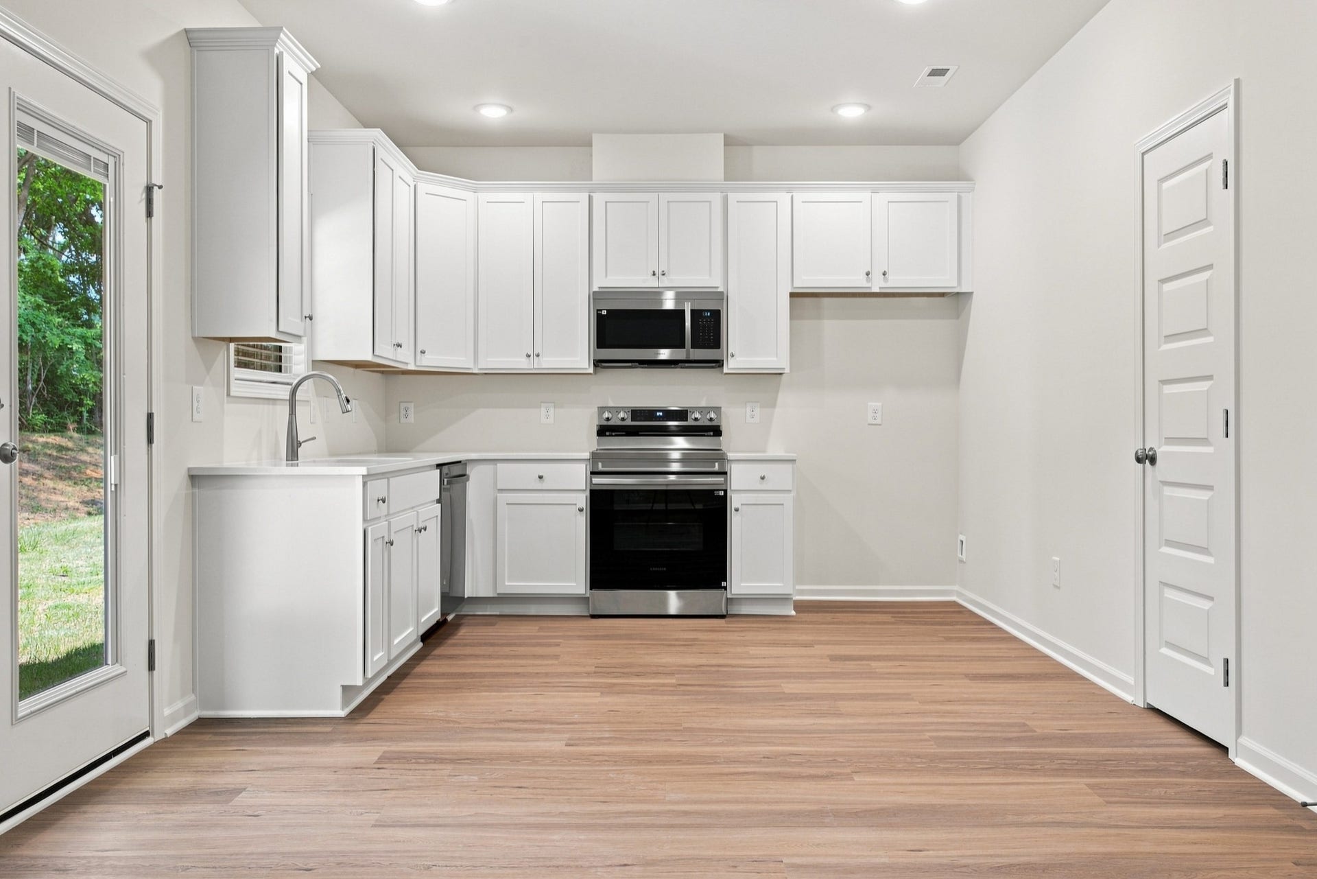 124 Centennial Lane, Columbia, TN 38401 124 Centennial Lane, Columbia, TN 38401