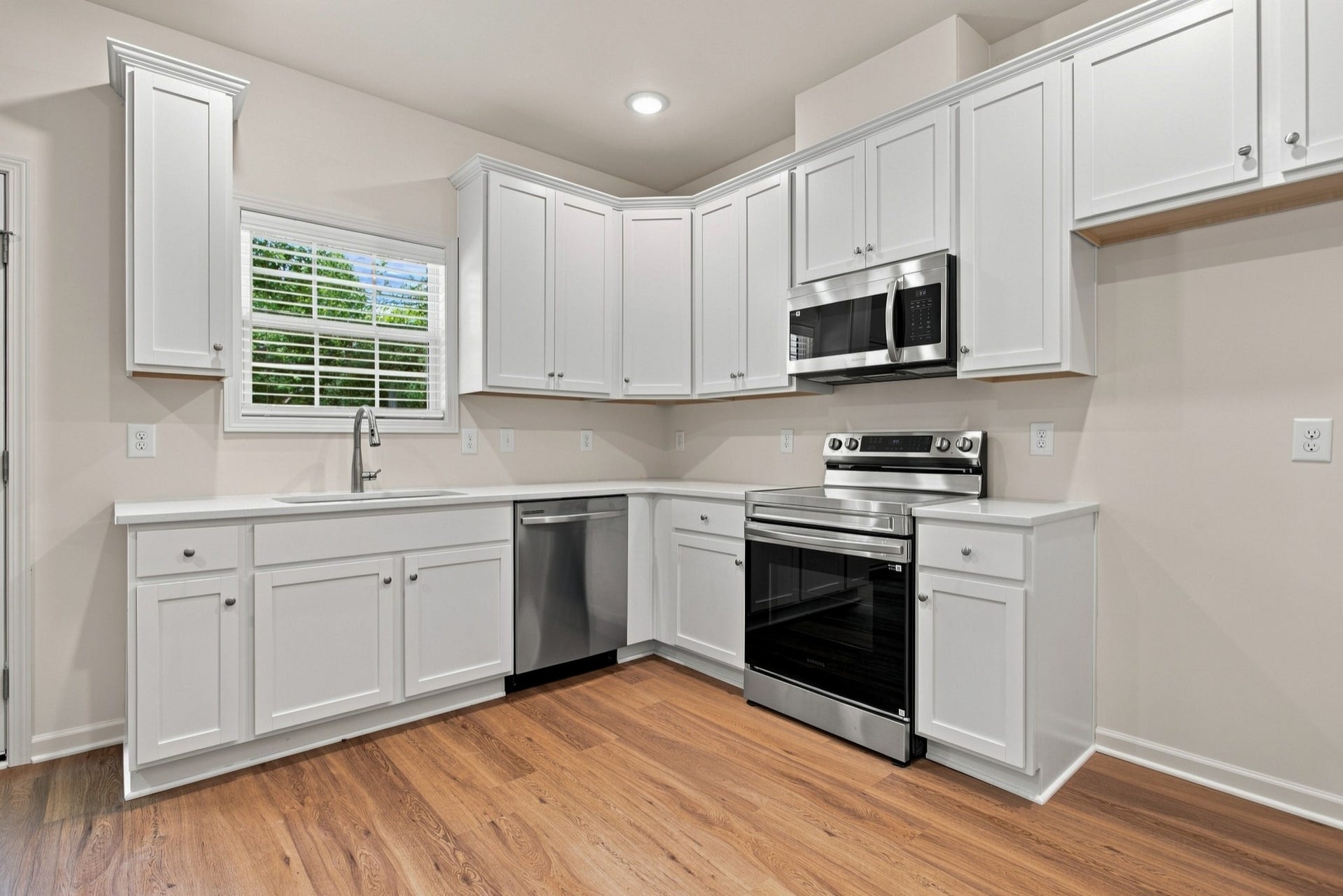 124 Centennial Lane, Columbia, TN 38401 124 Centennial Lane, Columbia, TN 38401