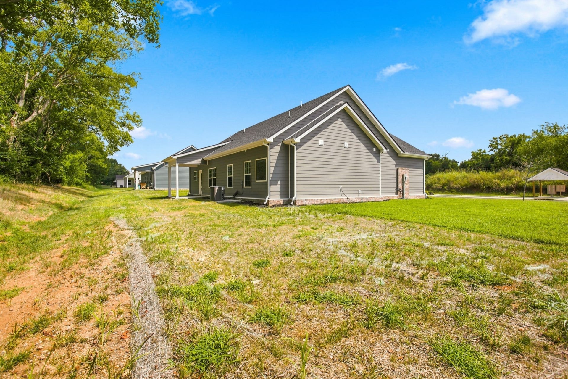124 Centennial Lane, Columbia, TN 38401 124 Centennial Lane, Columbia, TN 38401