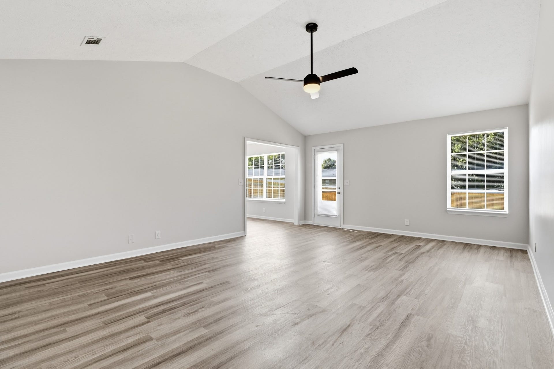 1648 Saint Andrews Dr, Murfreesboro, TN 37128 1648 Saint Andrews Dr, Murfreesboro, TN 37128