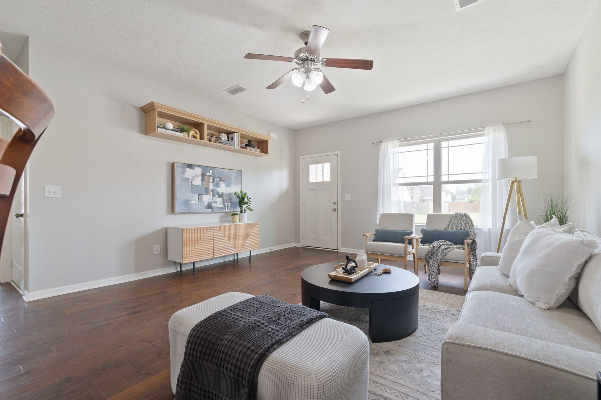 1504 Halverson Dr, Murfreesboro, TN 37128 Living Room