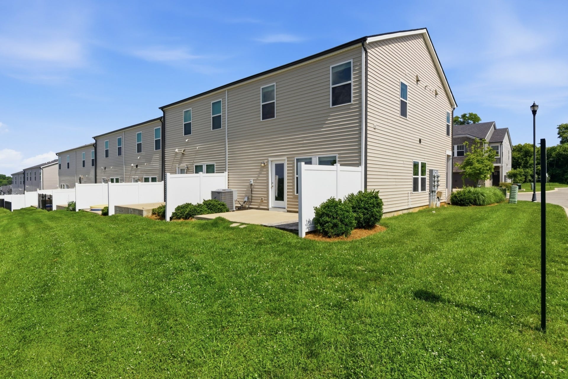 862 Longleaf Ln, Columbia, TN 38401 862 Longleaf Ln, Columbia, TN 38401