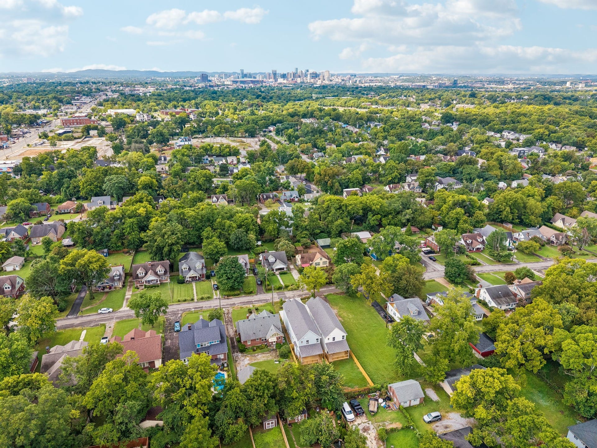 1007B Fairwin Ave, Nashville, TN 37216 1007B Fairwin Ave, Nashville, TN 37216